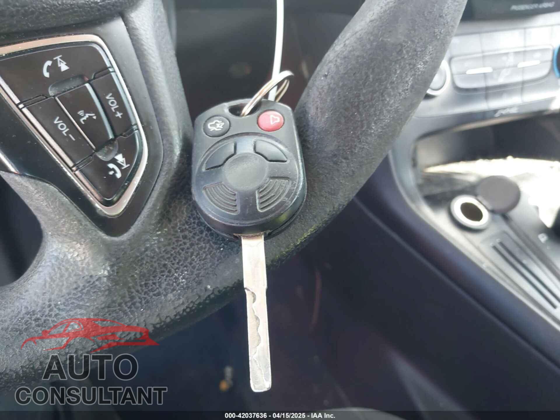 FORD FOCUS 2016 - 1FADP3E2XGL357547