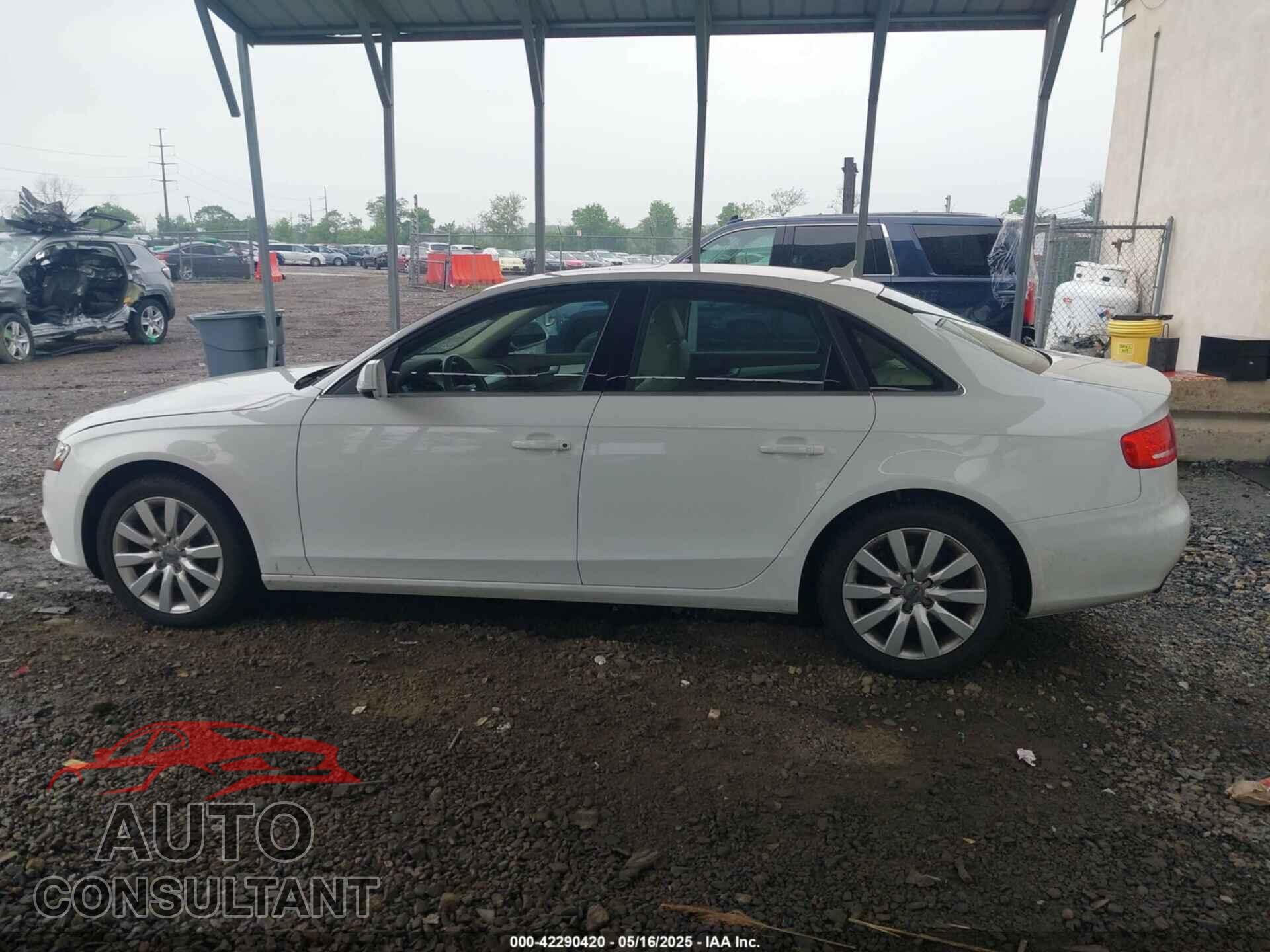 AUDI A4 2011 - WAUHFAFL9BN039357