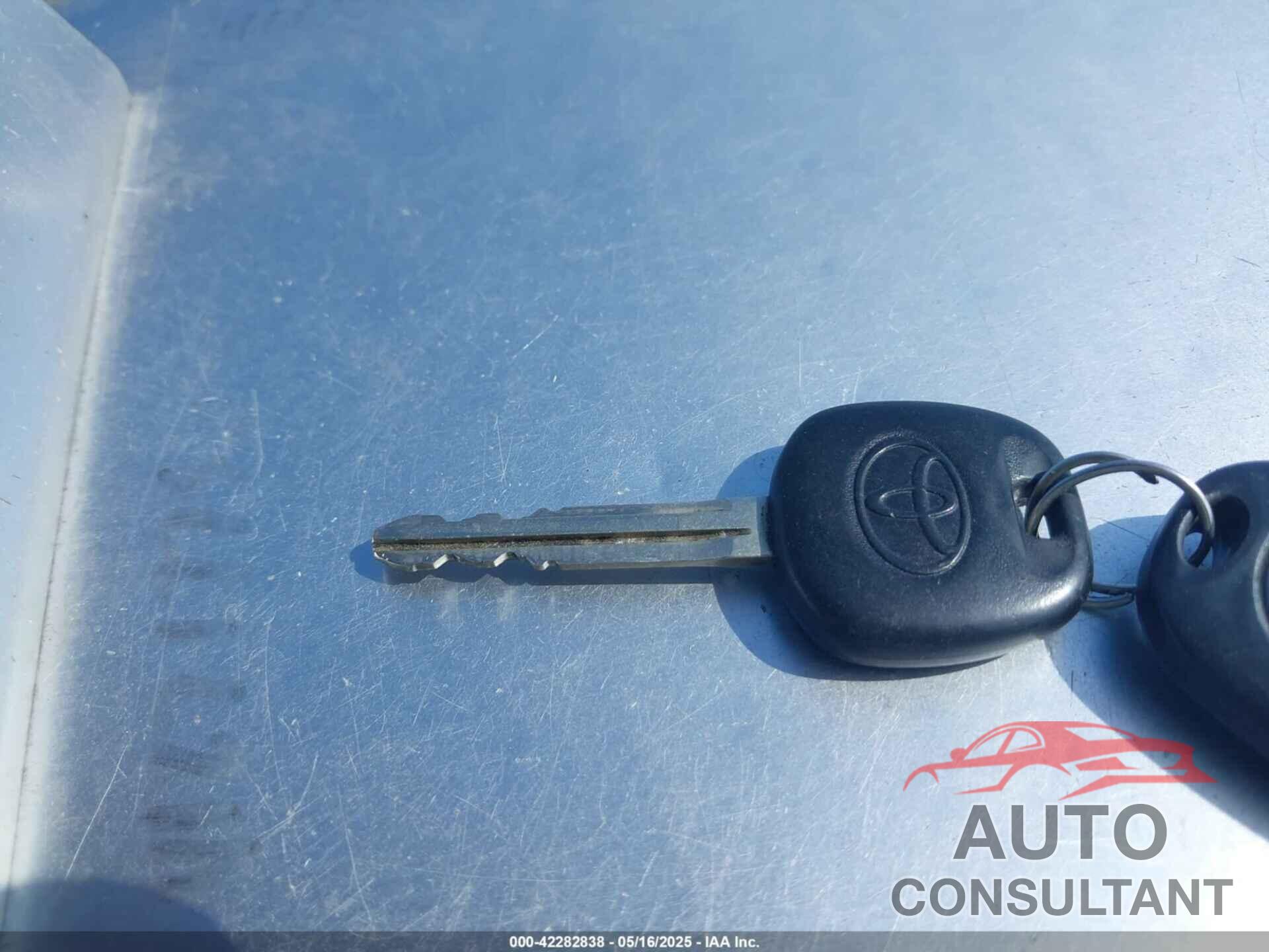 TOYOTA SIENNA 2019 - 5TDKZ3DC2KS004815