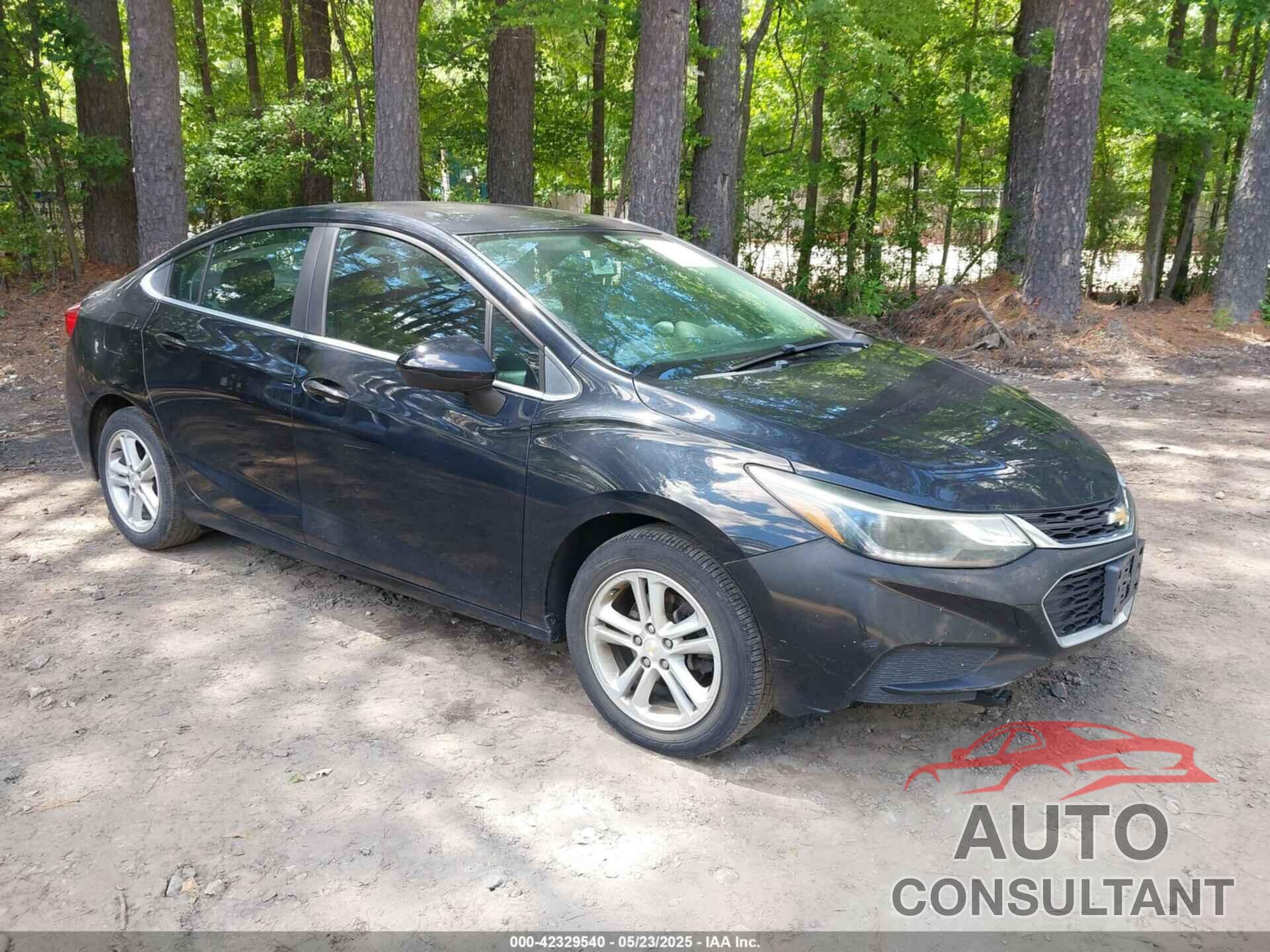 CHEVROLET CRUZE 2017 - 1G1BE5SM2H7103097
