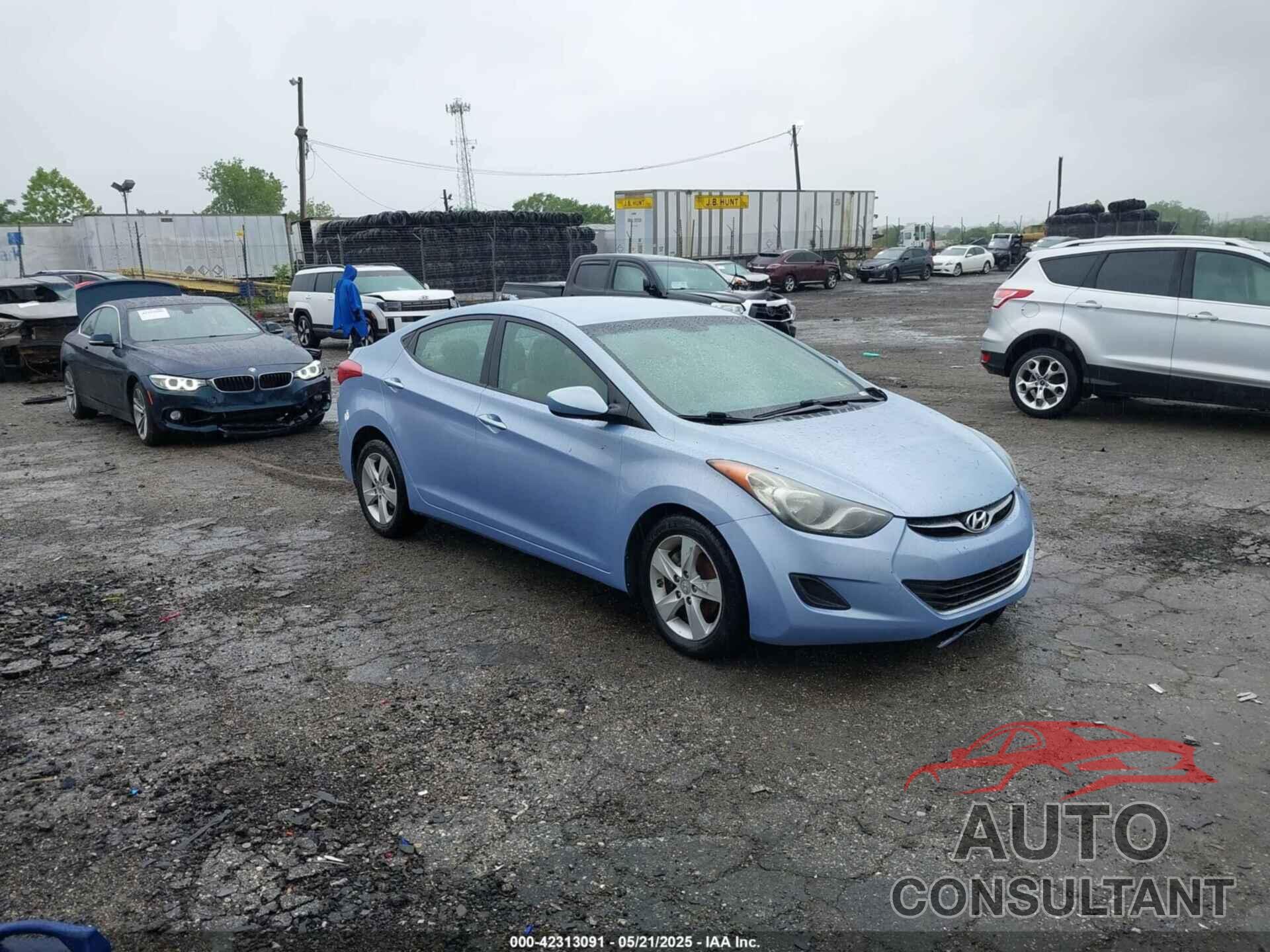HYUNDAI ELANTRA 2011 - KMHDH4AE1BU147219