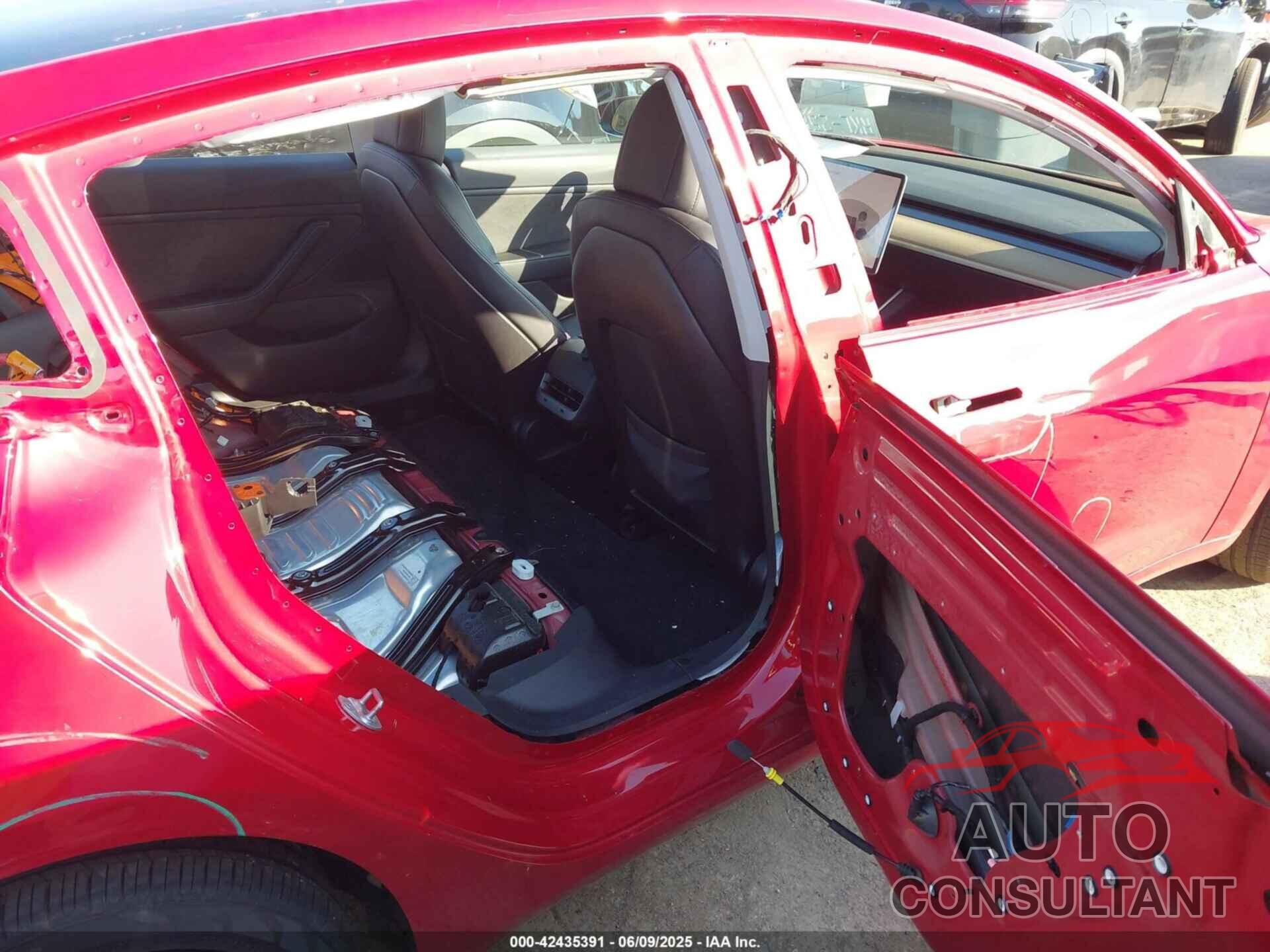 TESLA MODEL 3 2018 - 5YJ3E1EA5JF037831