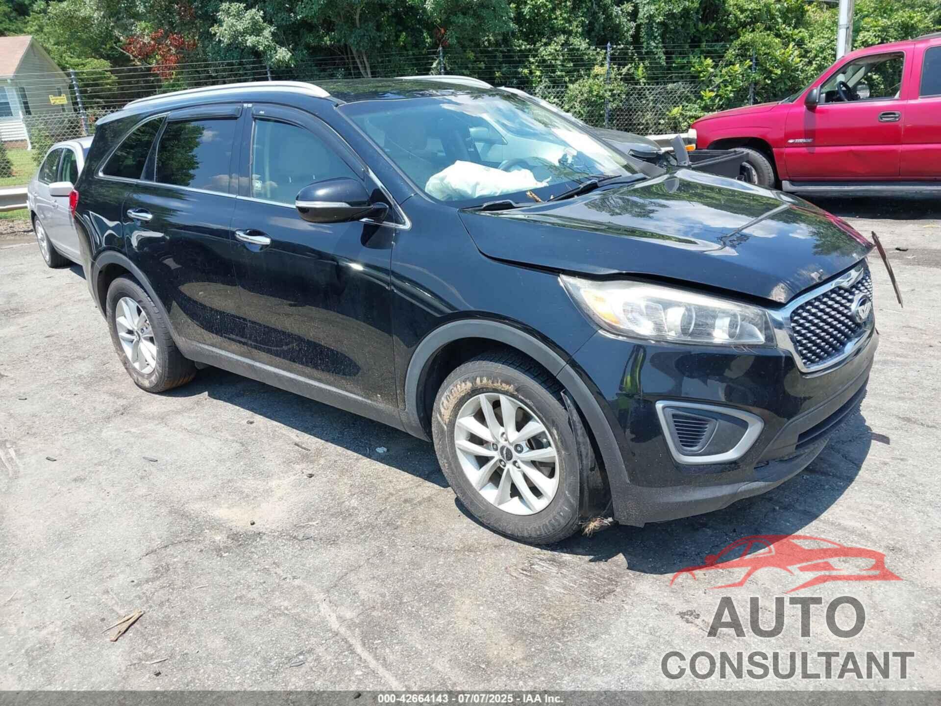 KIA SORENTO 2018 - 5XYPG4A32JG392873