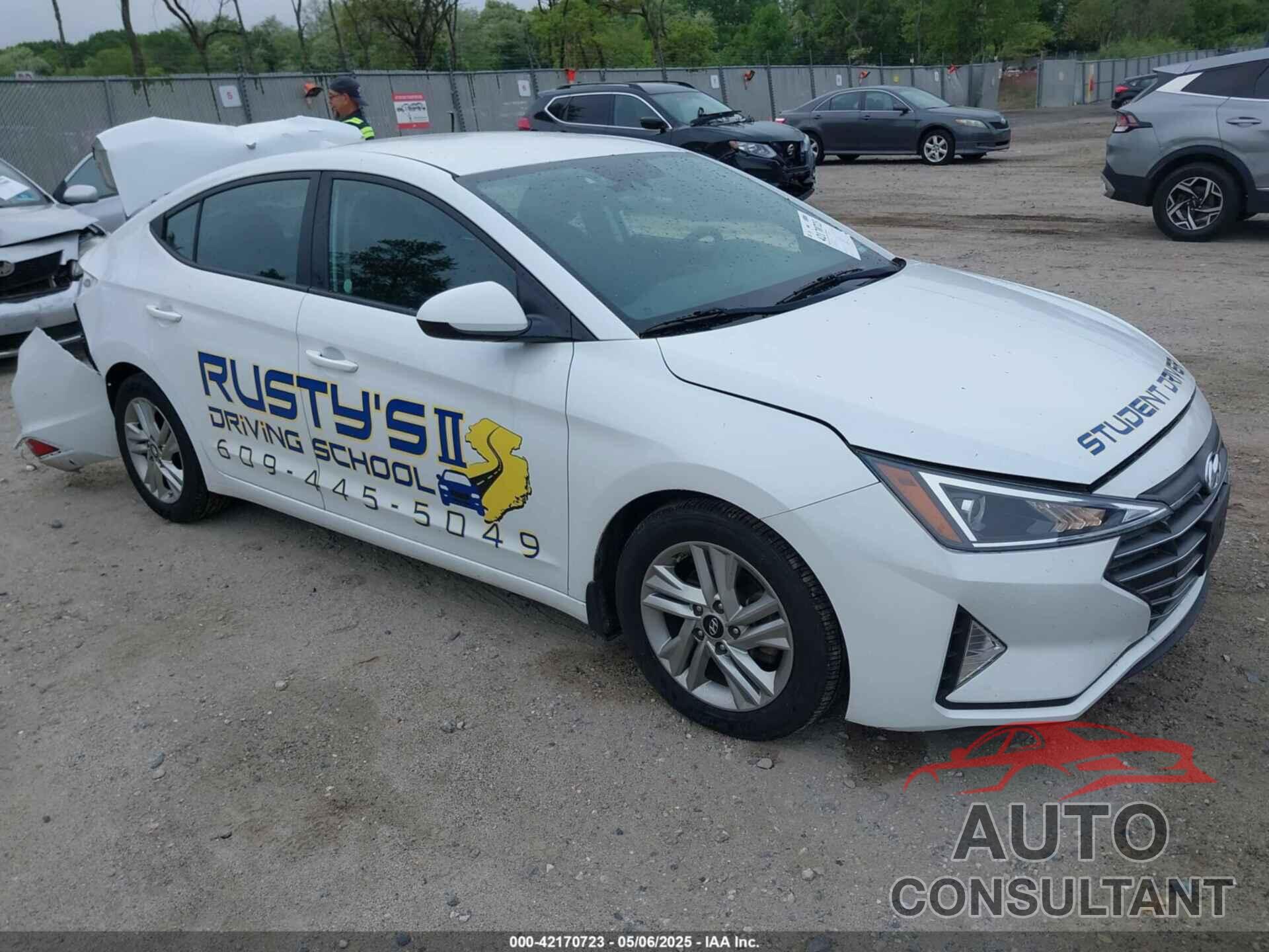 HYUNDAI ELANTRA 2020 - 5NPD84LF9LH599246