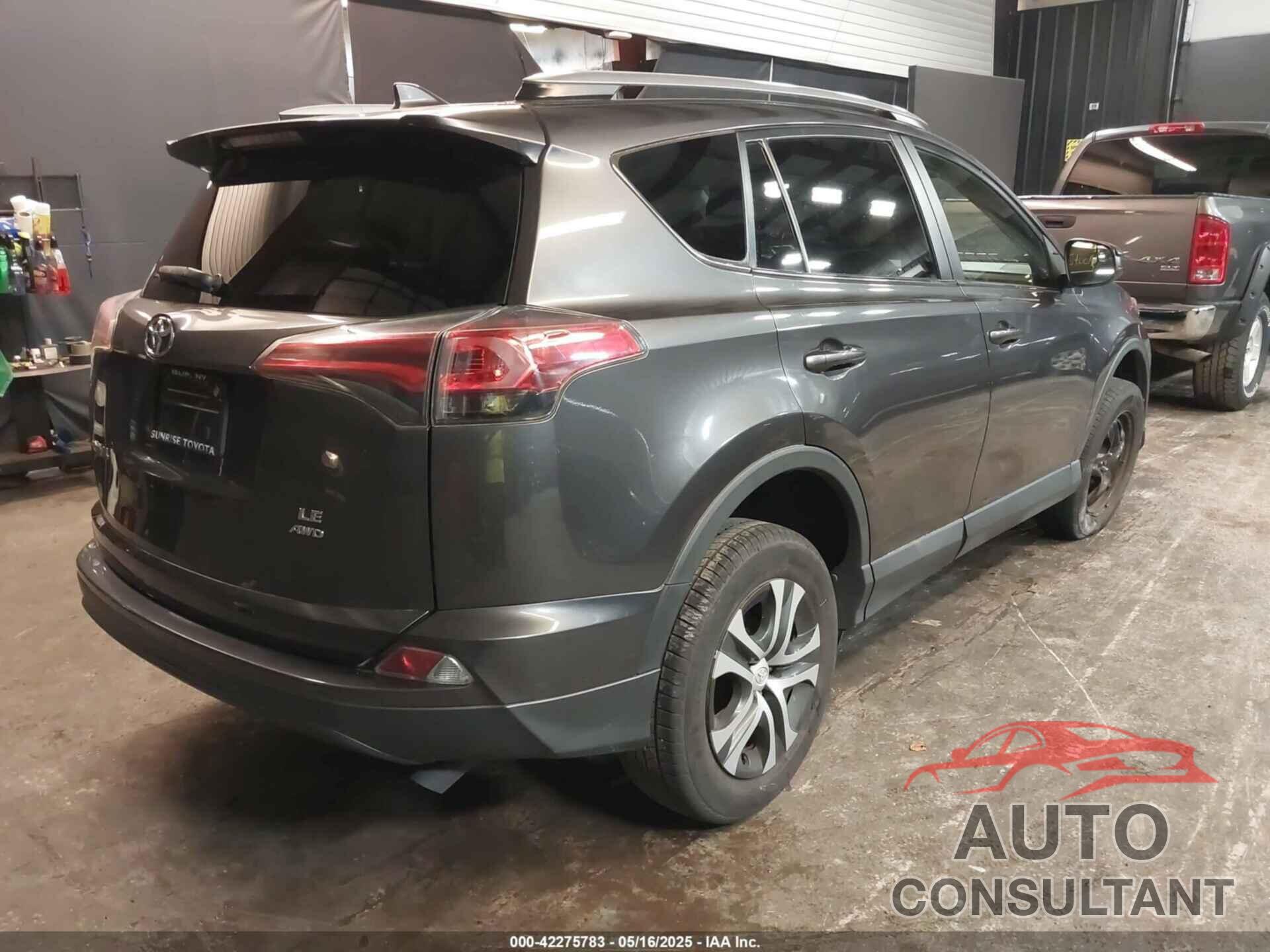 TOYOTA RAV4 2018 - JTMBFREVXJJ732745