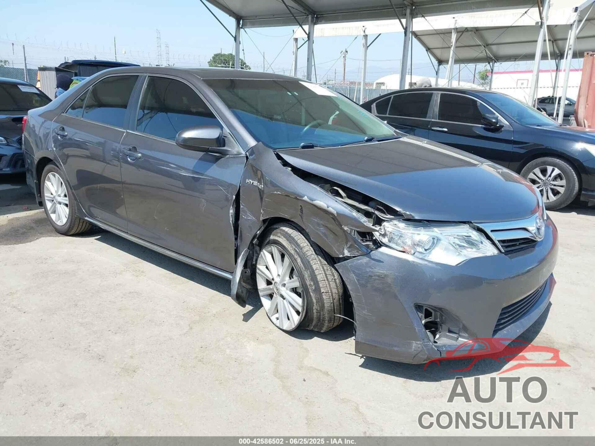 TOYOTA CAMRY HYBRID 2014 - 4T1BD1FK5EU121761