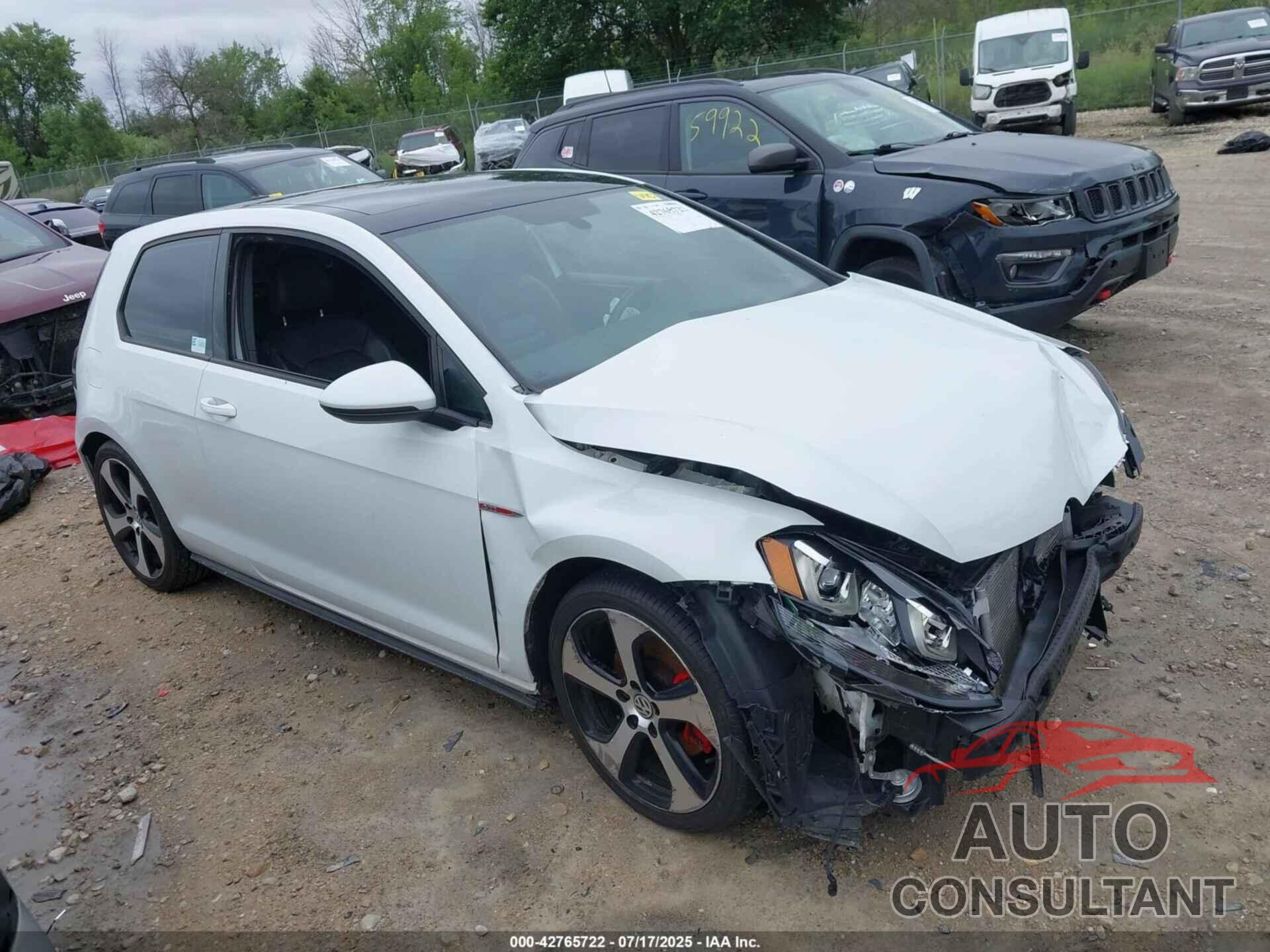 VOLKSWAGEN GOLF GTI 2015 - 3VWTT7AU5FM031441