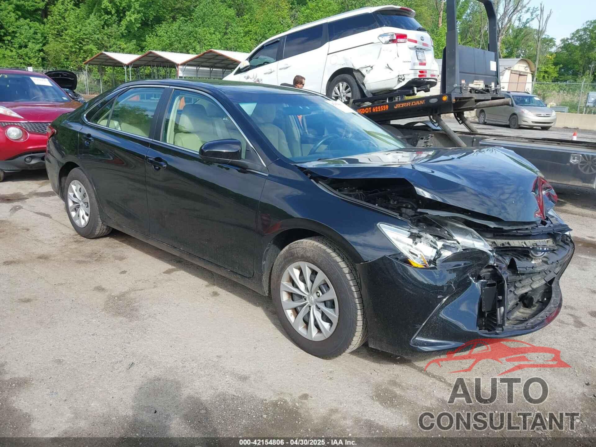TOYOTA CAMRY 2016 - 4T4BF1FK5GR576287