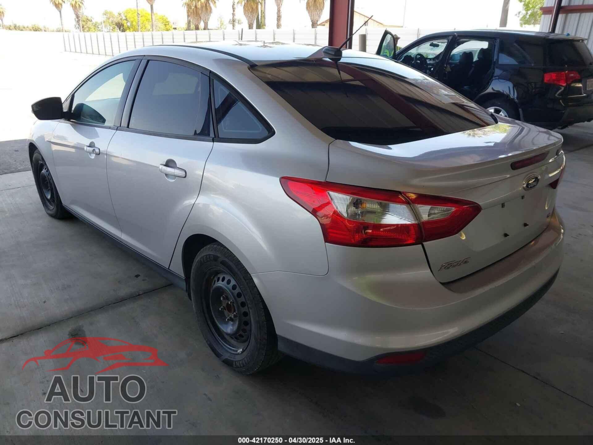 FORD FOCUS 2013 - 1FADP3F27DL375465