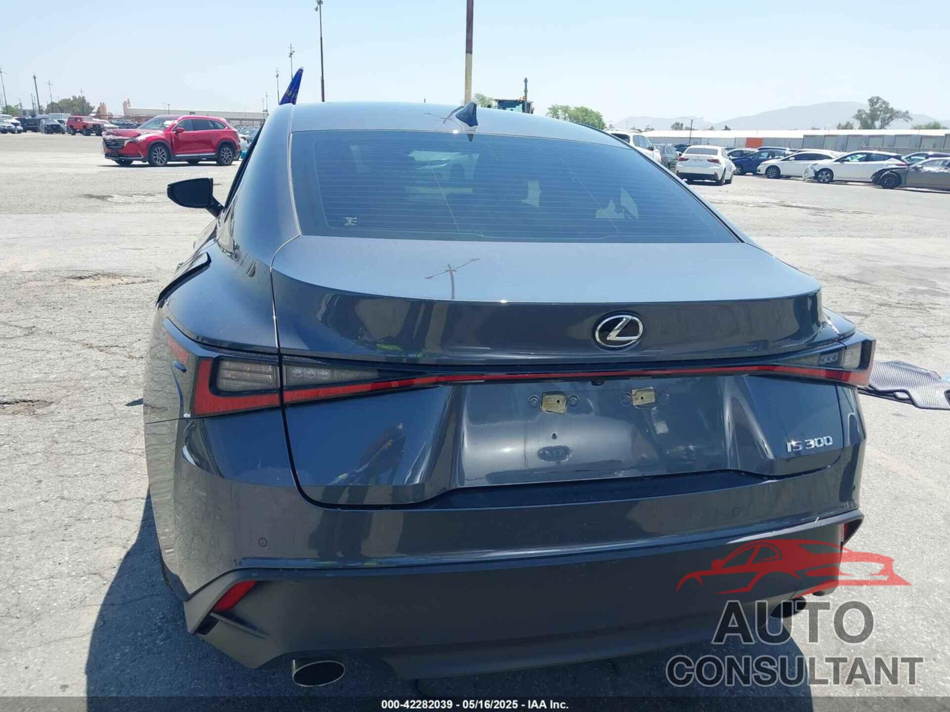 LEXUS IS 300 2022 - JTHDA1D24N5118903