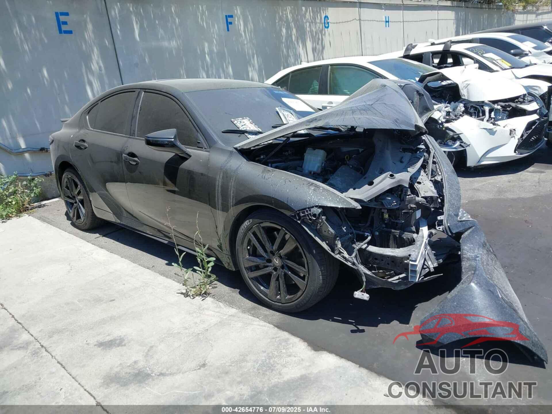 LEXUS IS 300 2021 - JTHCA1D20M5116057
