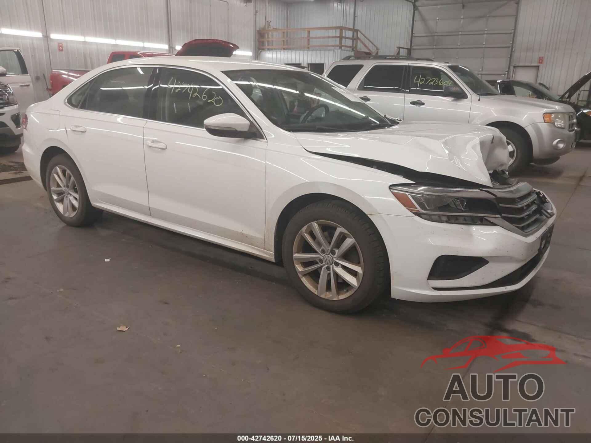 VOLKSWAGEN PASSAT 2020 - 1VWSA7A33LC024221