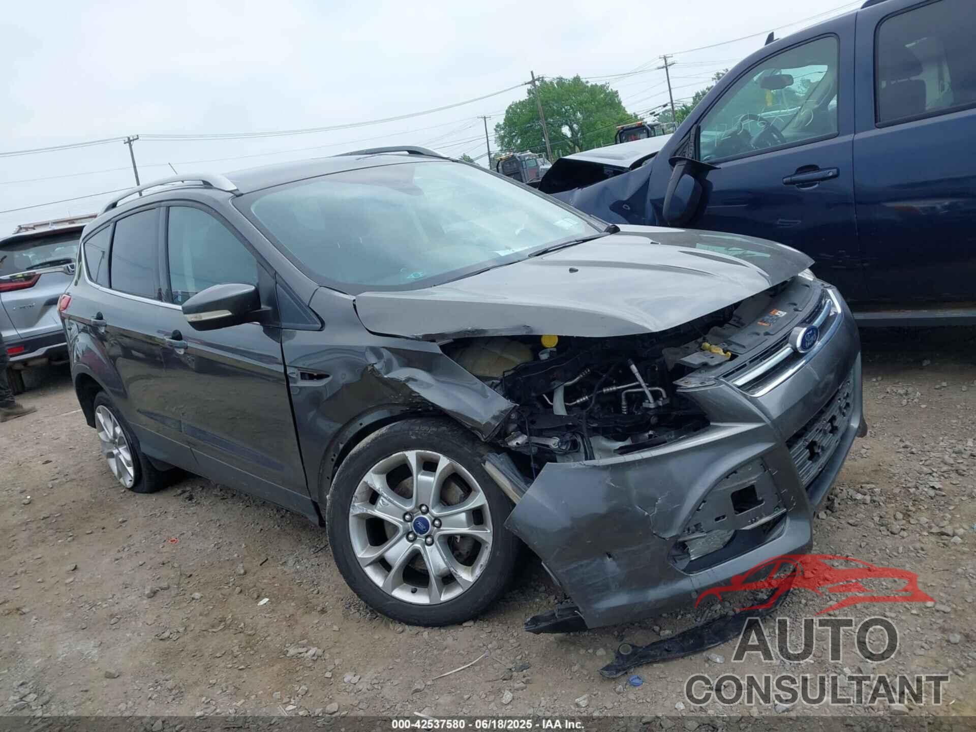 FORD ESCAPE 2016 - 1FMCU9J93GUA62977