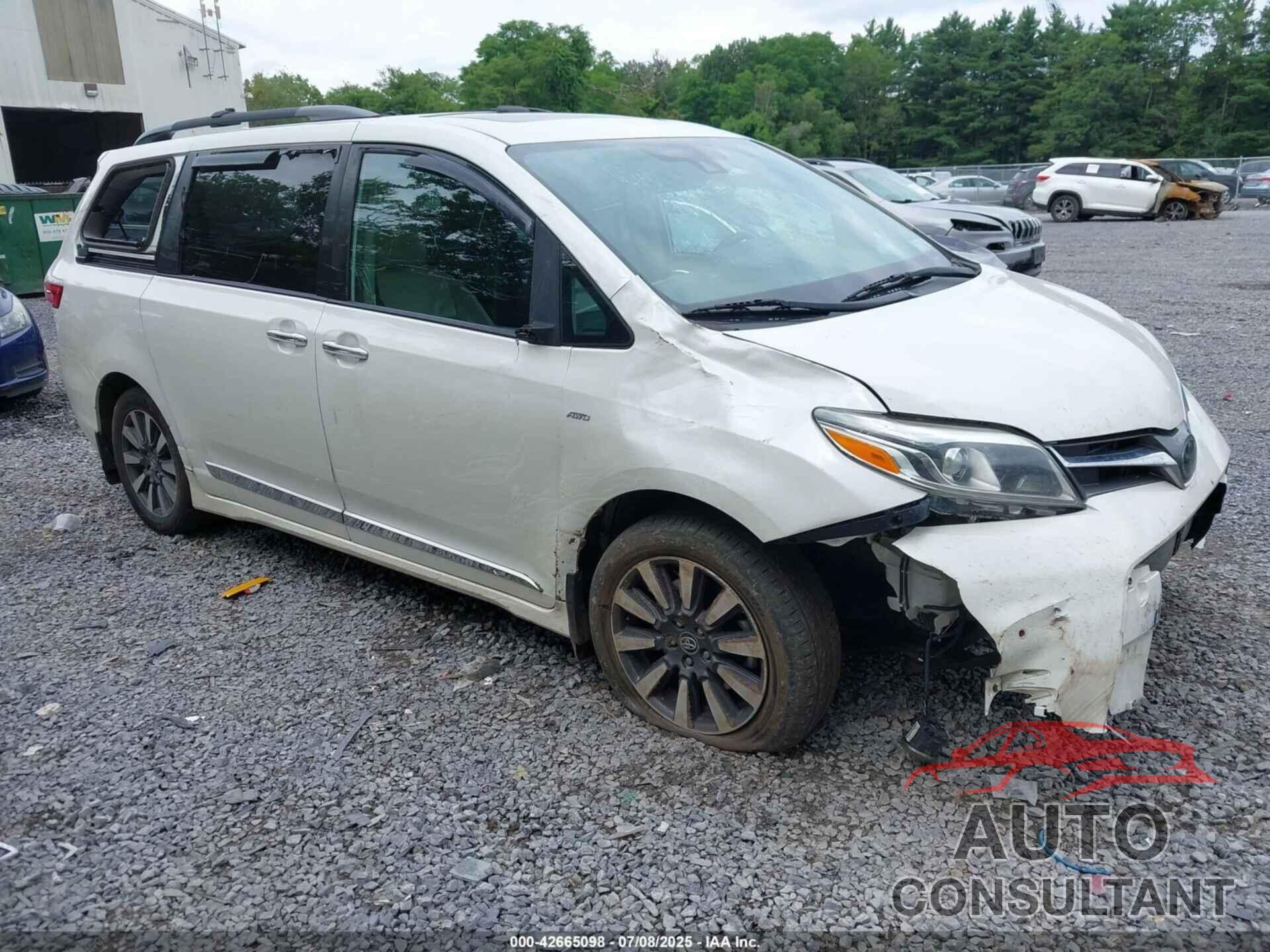 TOYOTA SIENNA 2019 - 5TDDZ3DC6KS216304