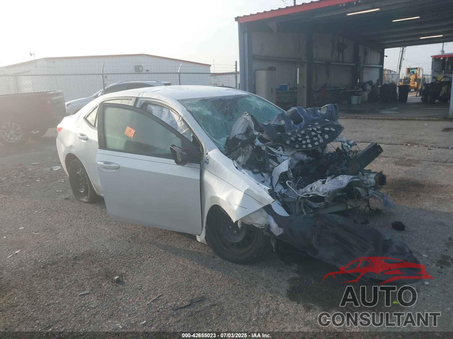 TOYOTA COROLLA 2018 - 5YFBURHE1JP748328