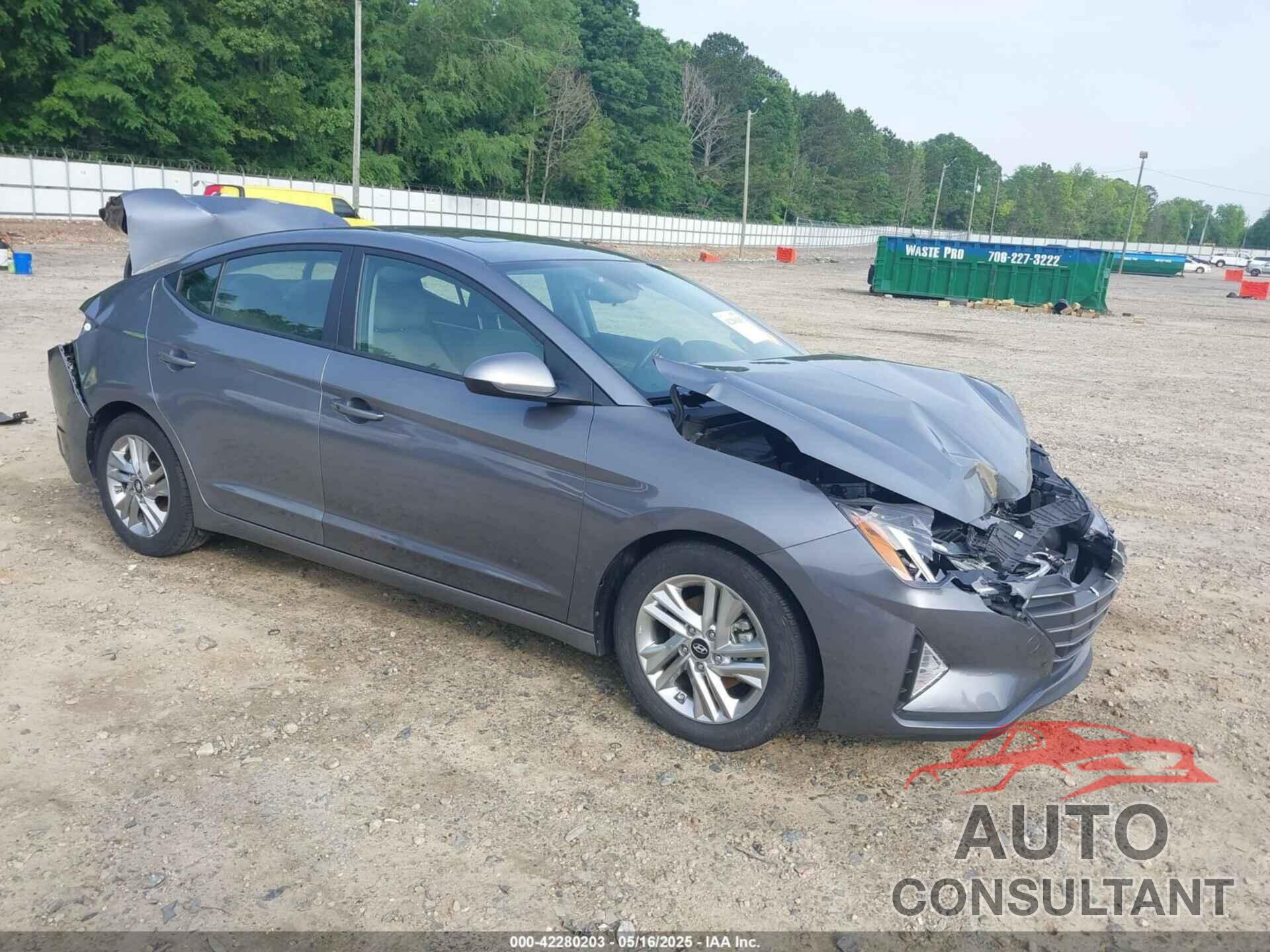 HYUNDAI ELANTRA 2019 - KMHD84LF8KU862732