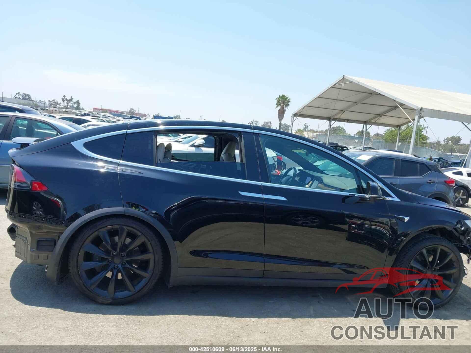 TESLA MODEL X 2020 - 5YJXCAE28LF248332