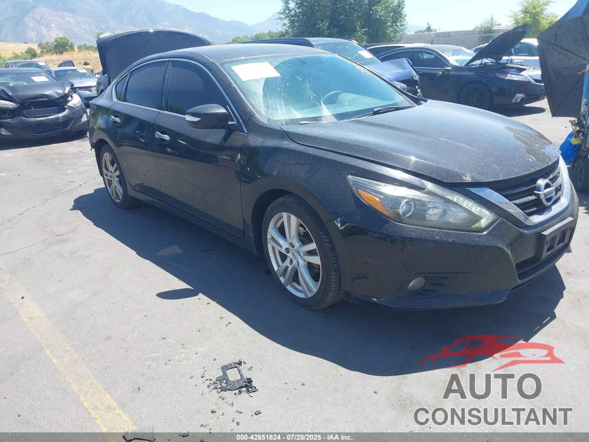 NISSAN ALTIMA 2017 - 1N4BL3AP2HC124557