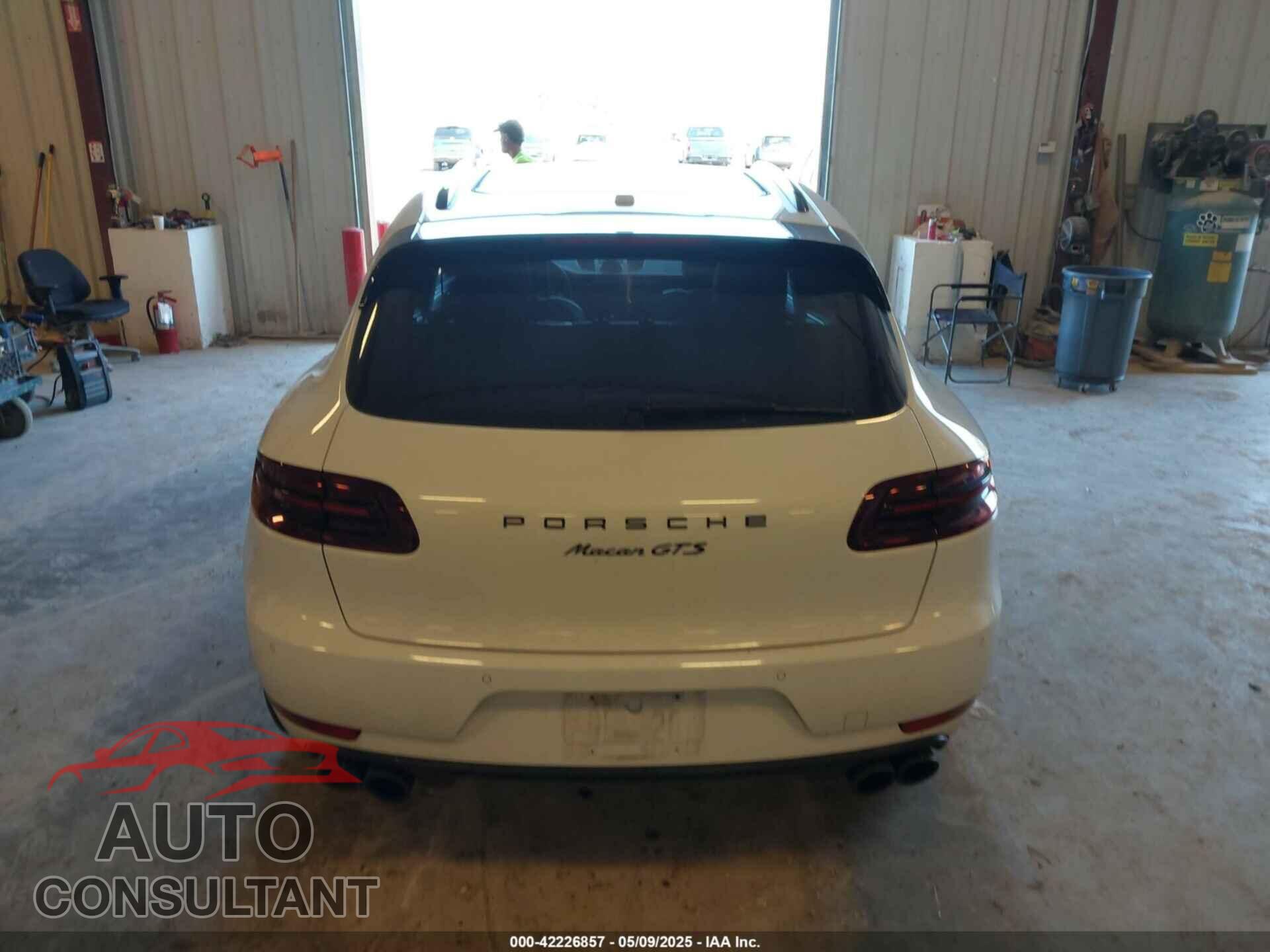 PORSCHE MACAN 2017 - WP1AG2A59HLB50199
