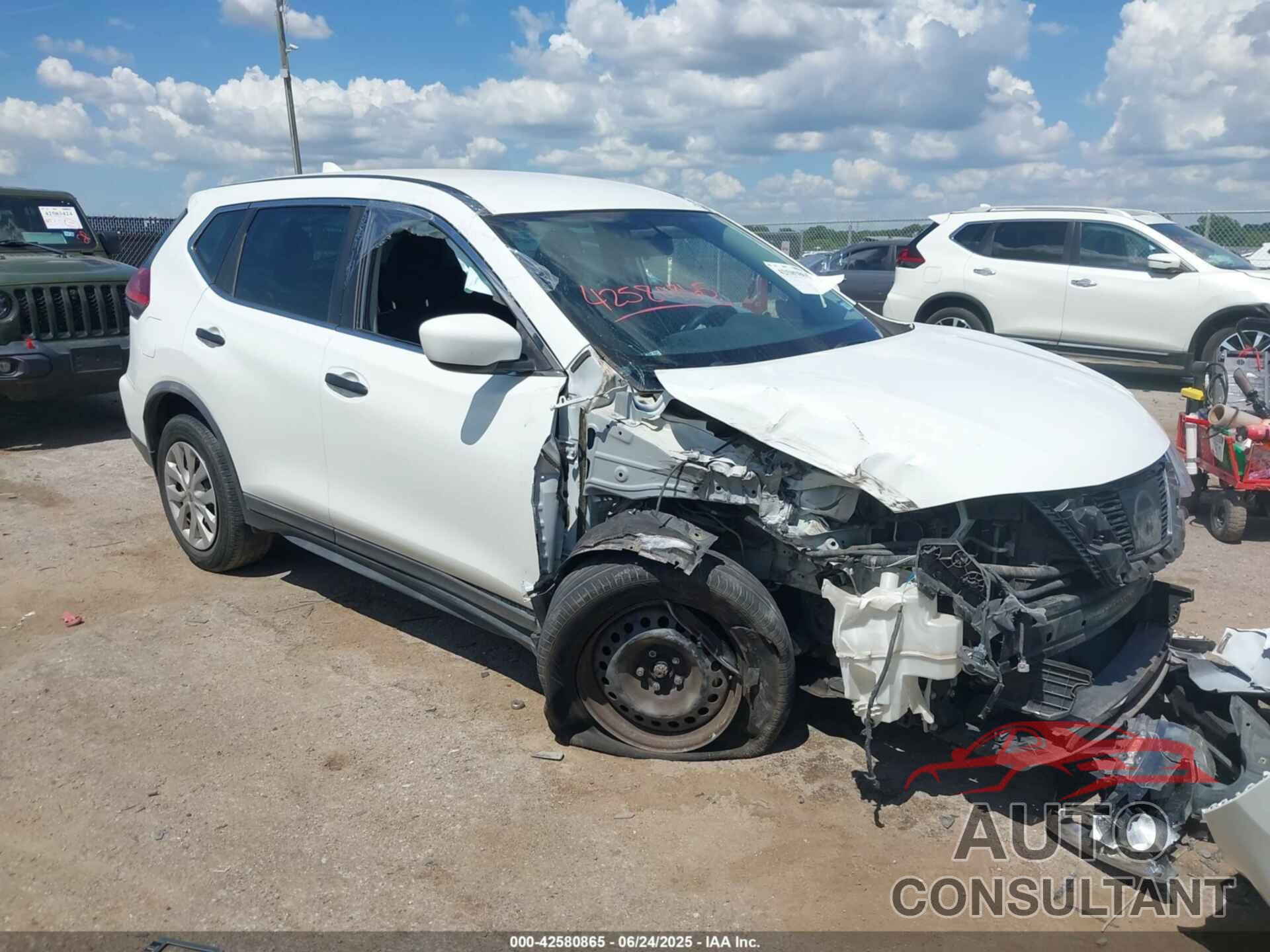 NISSAN ROGUE 2017 - KNMAT2MT5HP607798
