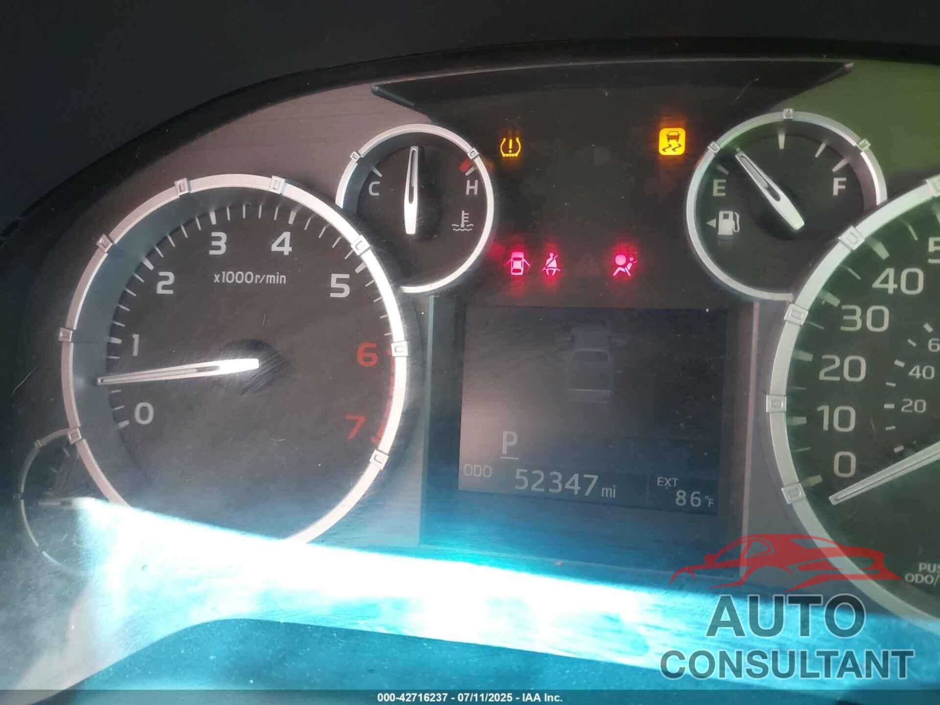 TOYOTA TUNDRA 2016 - 5TFAY5F15GX501283