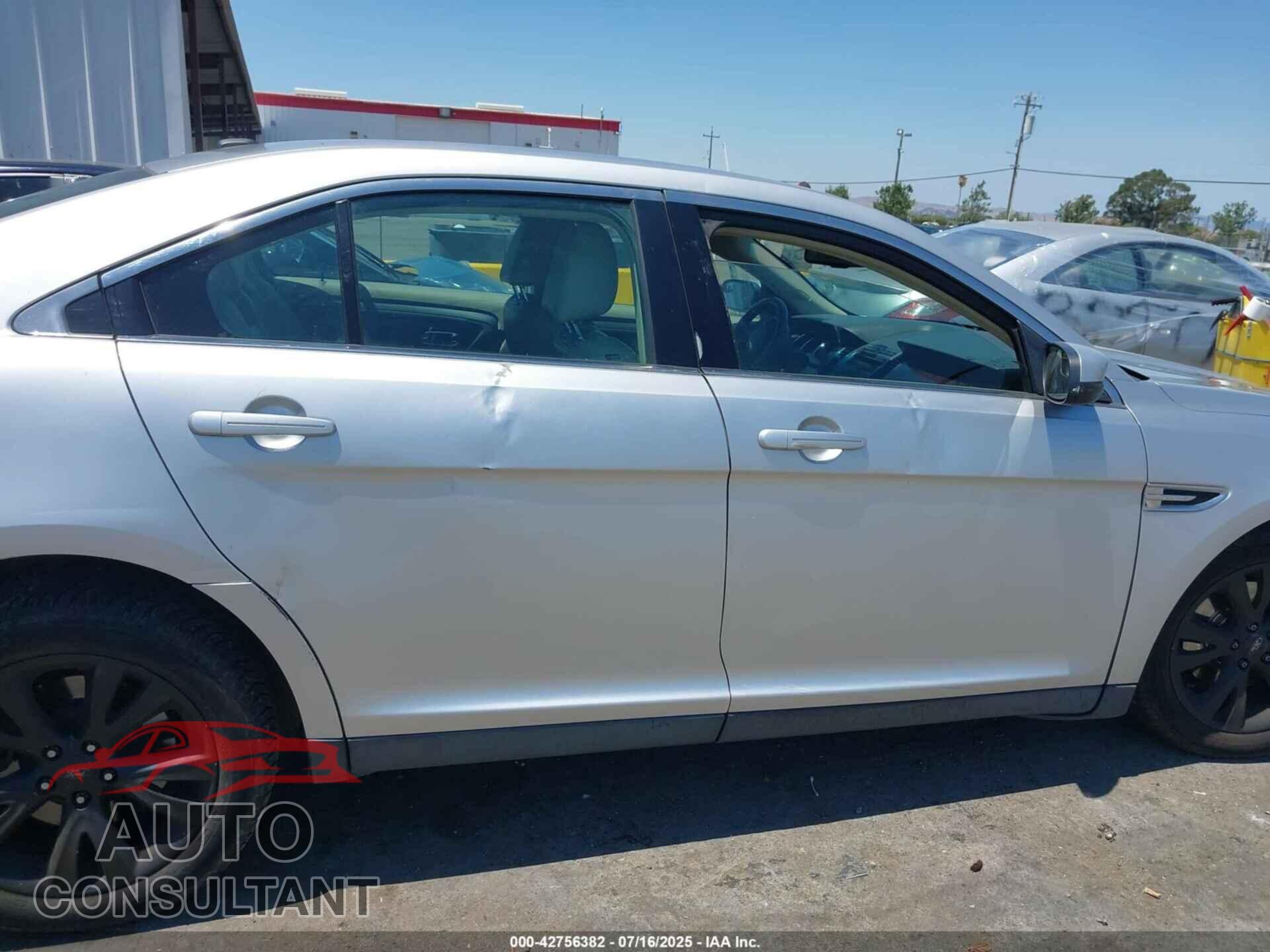 FORD TAURUS 2012 - 1FAHP2EW2CG139362