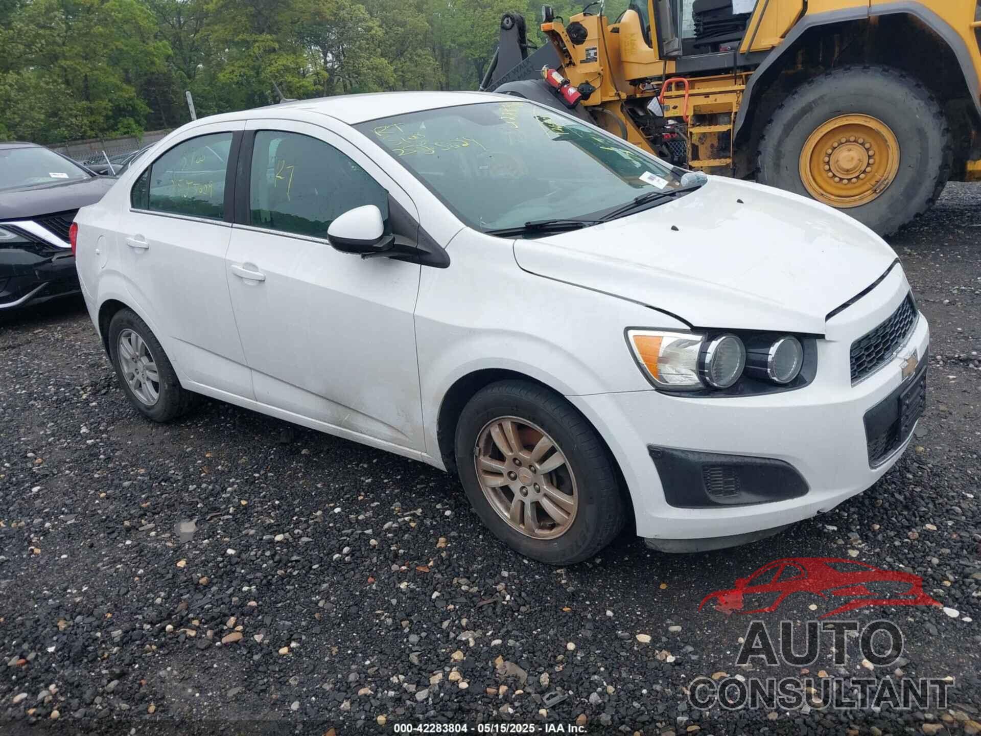 CHEVROLET SONIC 2012 - 1G1JC5SHXC4176006