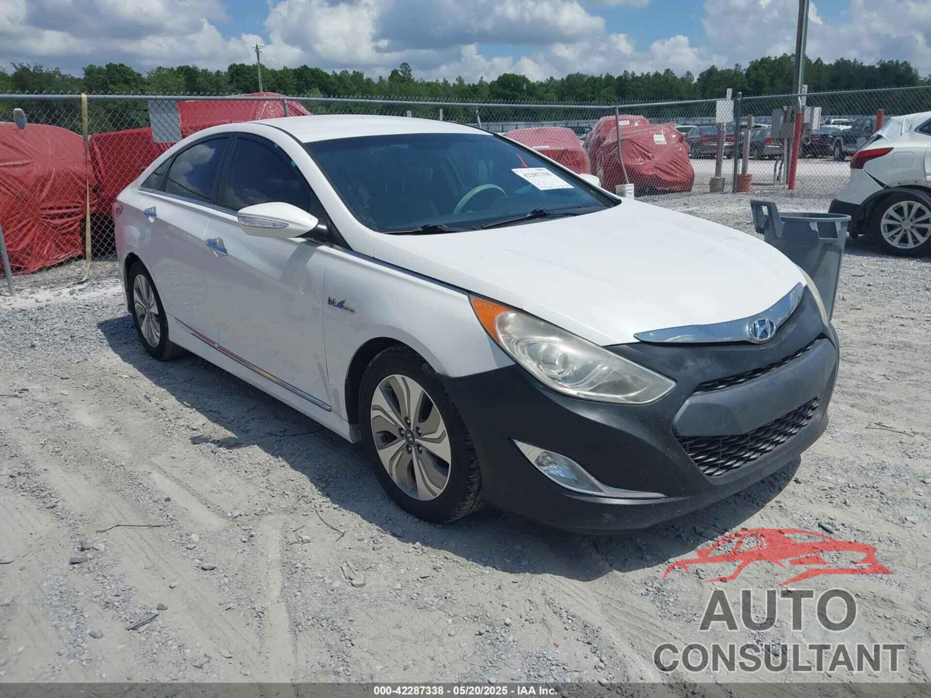 HYUNDAI SONATA HYBRID 2013 - KMHEC4A45DA093941