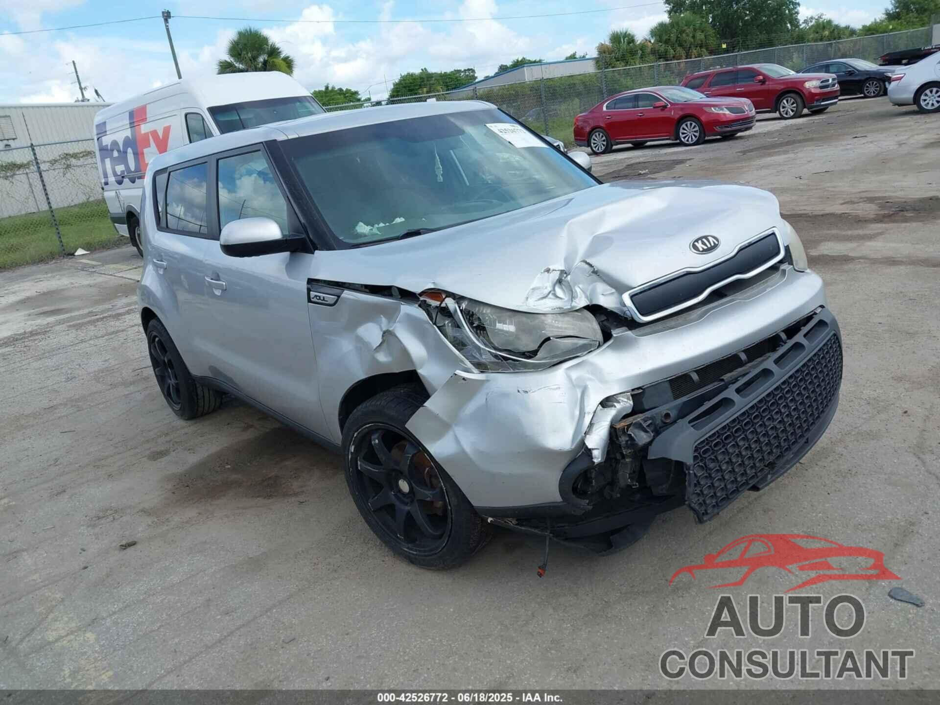 KIA SOUL 2015 - KNDJN2A2XF7752905