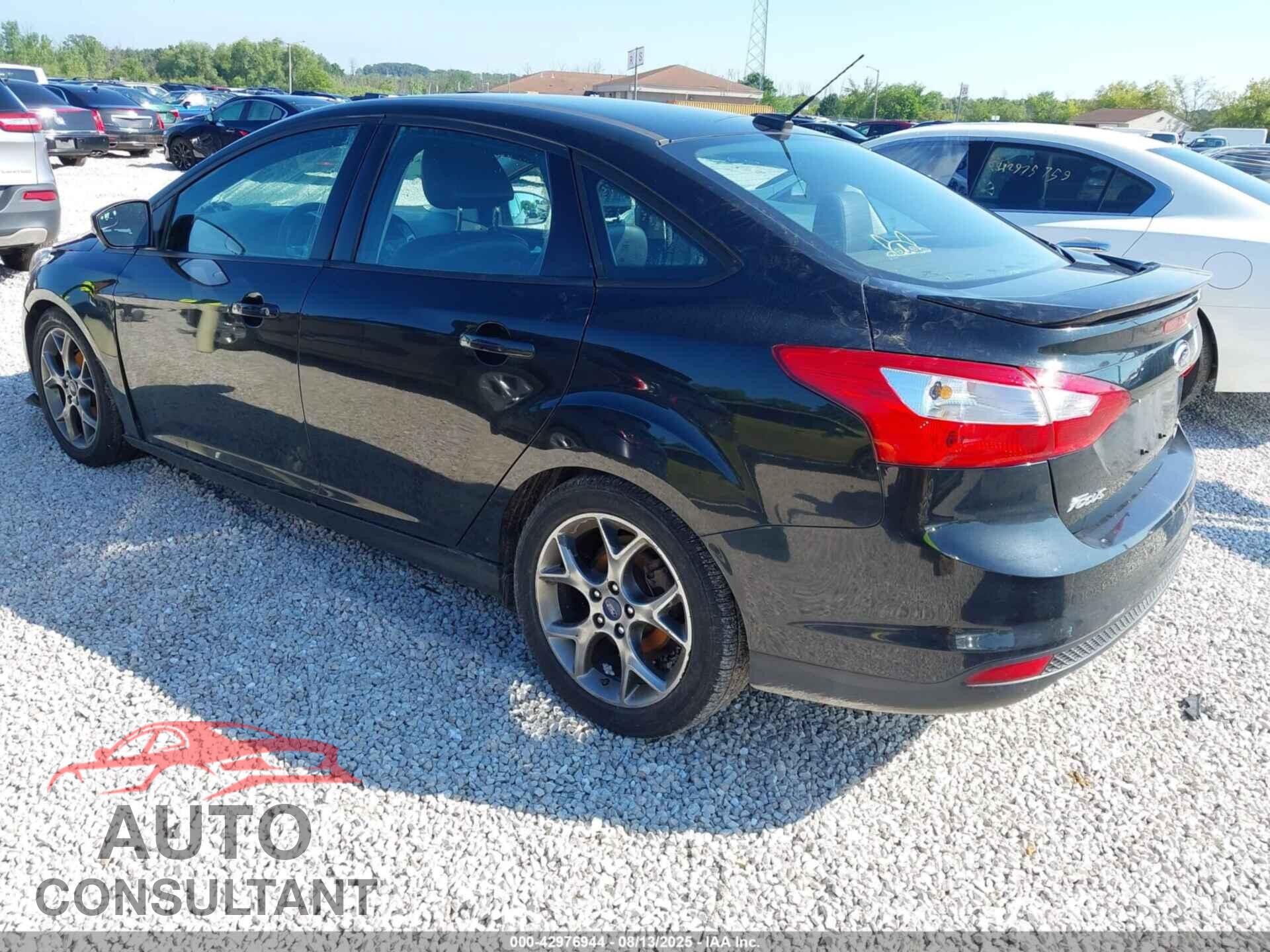 FORD FOCUS 2014 - 1FADP3F21EL330846