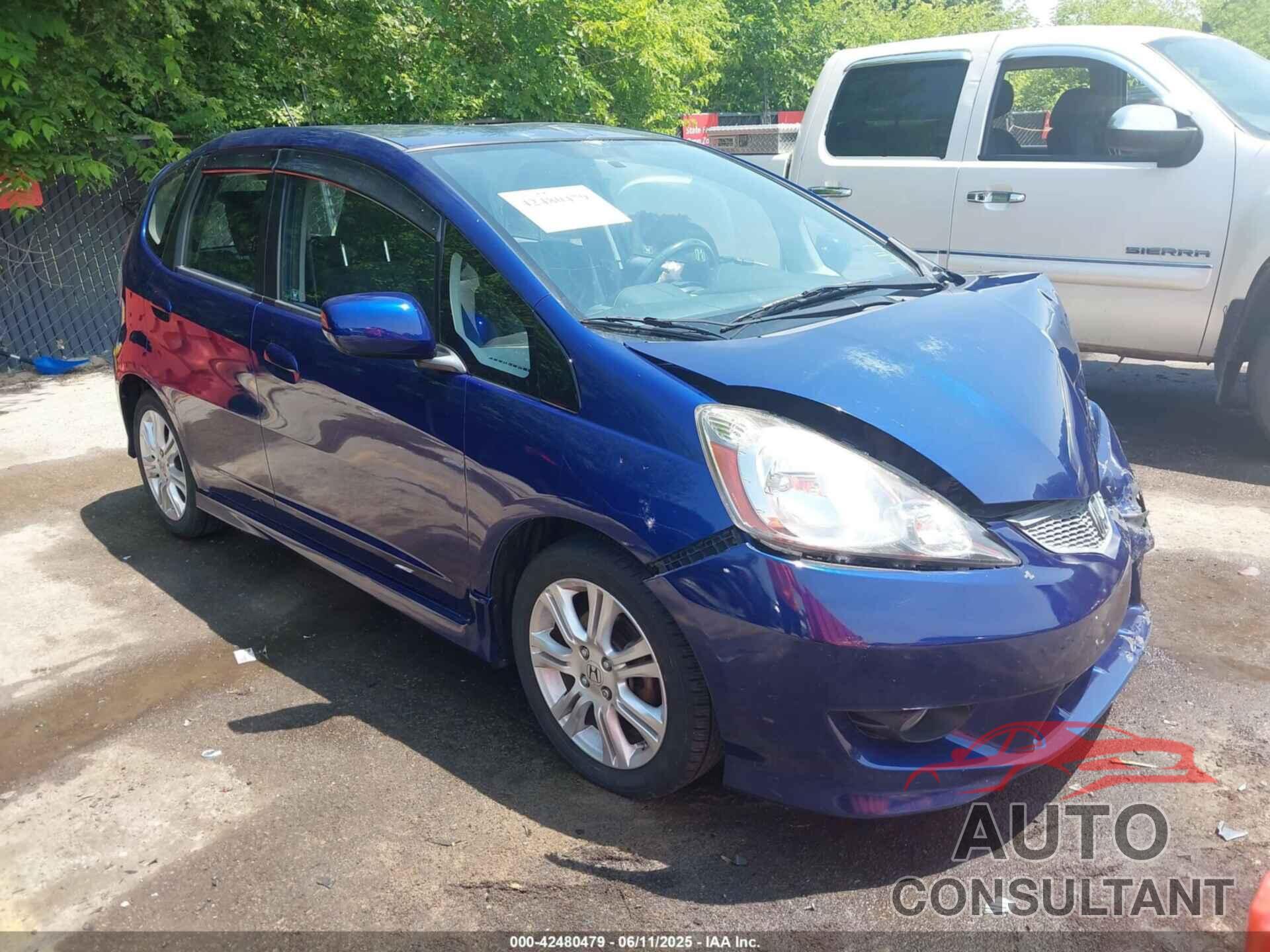 HONDA FIT 2011 - JHMGE8H54BC008813