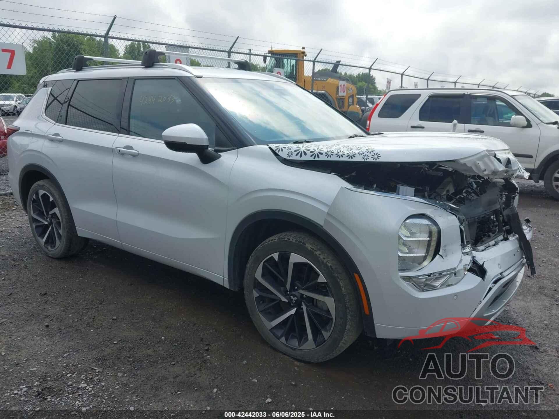 MITSUBISHI OUTLANDER 2022 - JA4J3VA83NZ026120