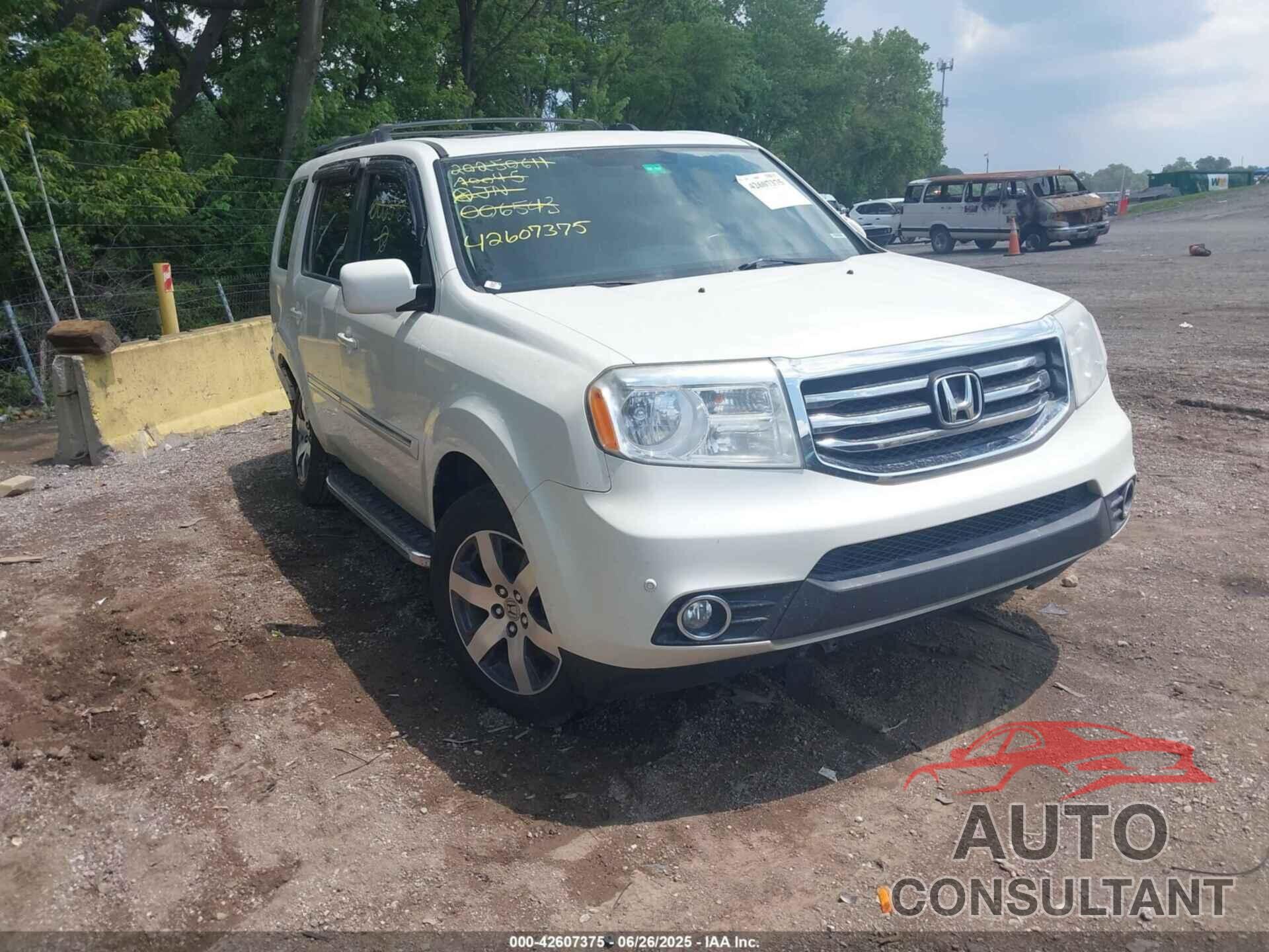 HONDA PILOT 2013 - 5FNYF4H97DB006543