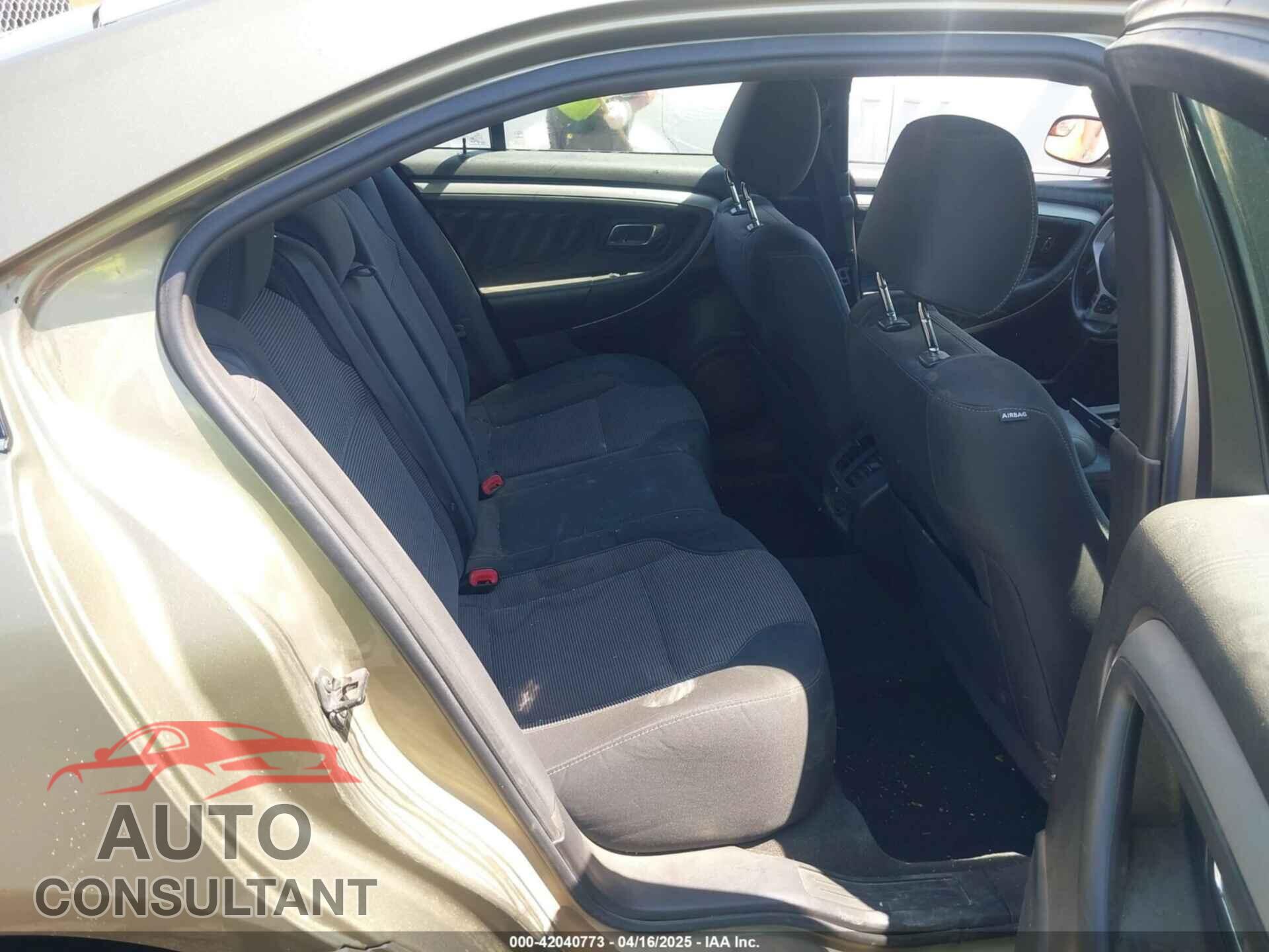 FORD TAURUS 2013 - 1FAHP2E88DG105557