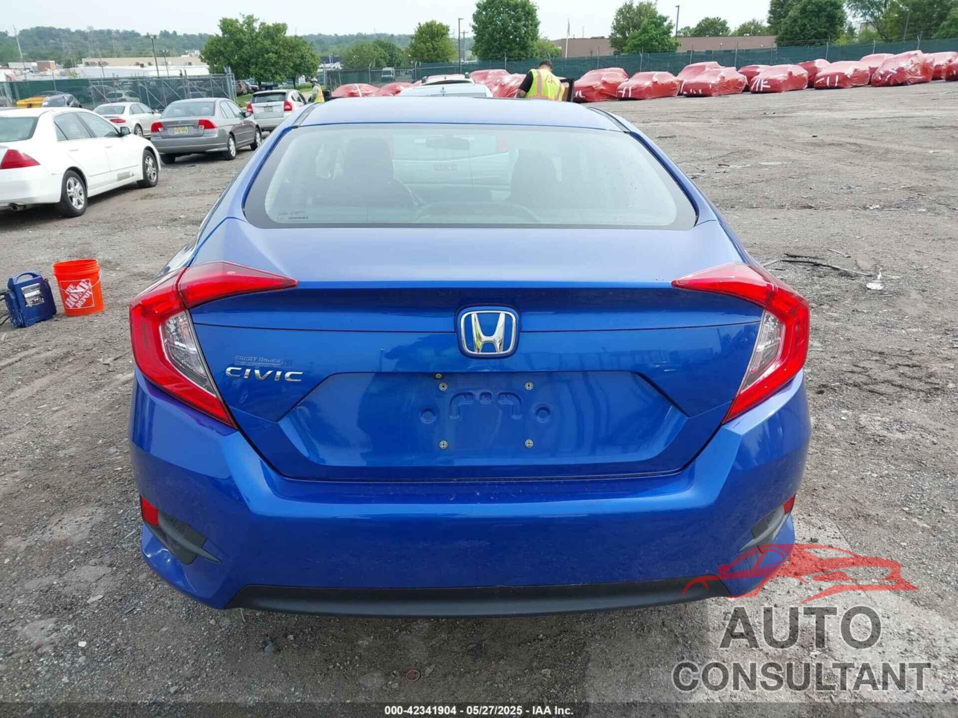 HONDA CIVIC 2017 - 19XFC2F58HE058408