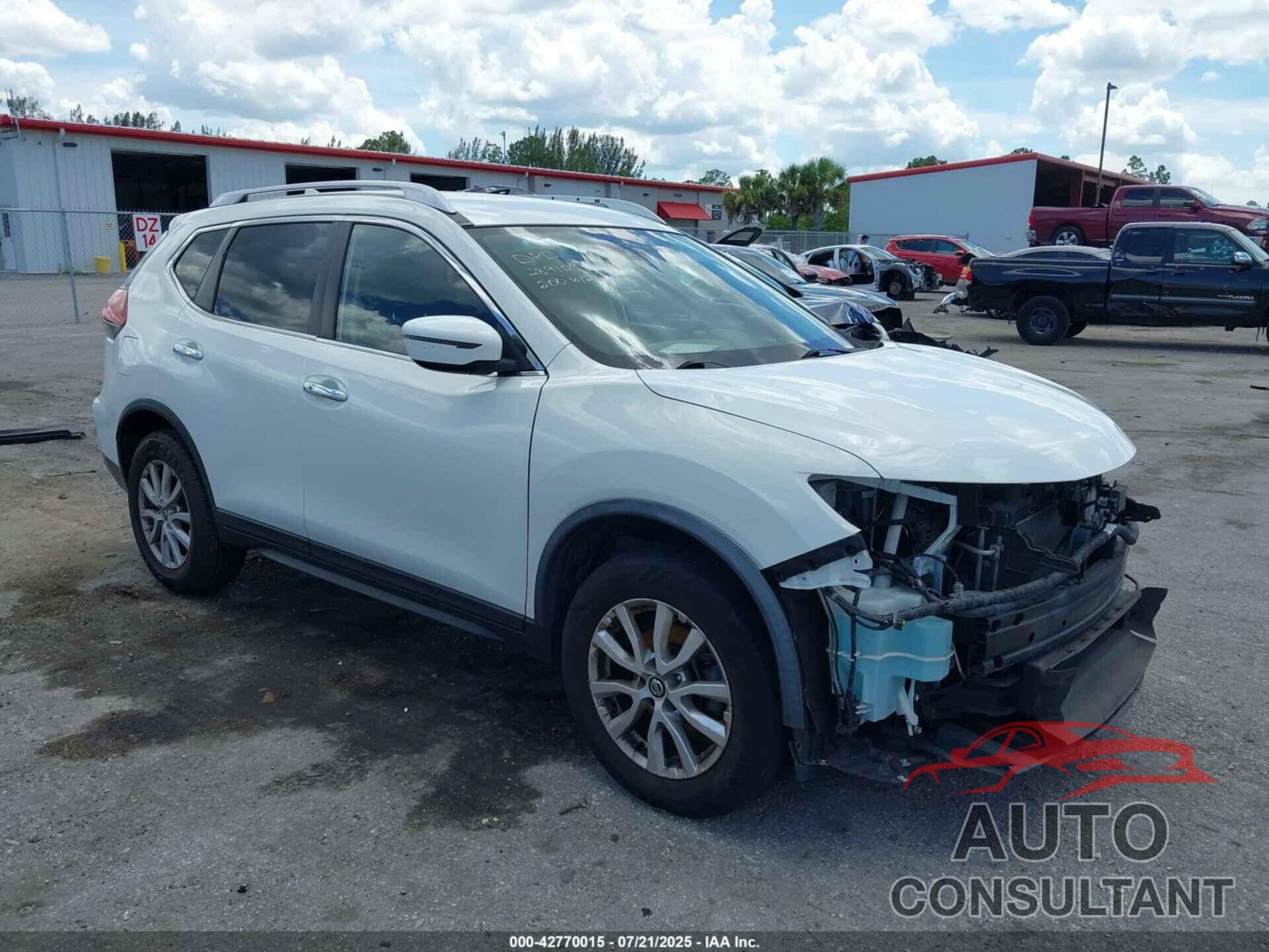 NISSAN ROGUE 2020 - KNMAT2MV2LP510942