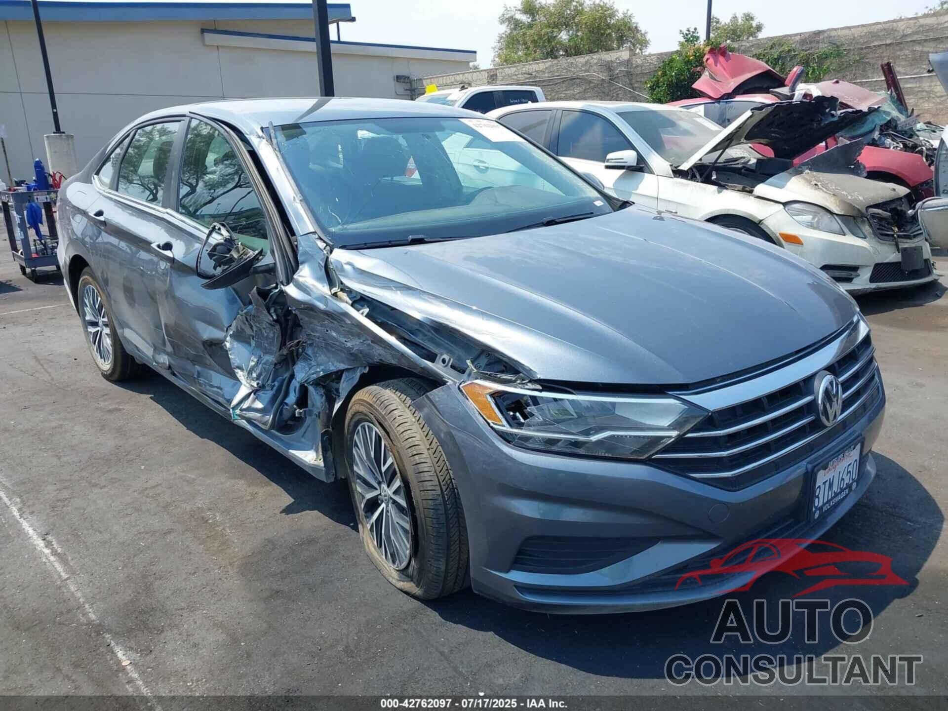 VOLKSWAGEN JETTA 2021 - 3VWC57BU4MM001160