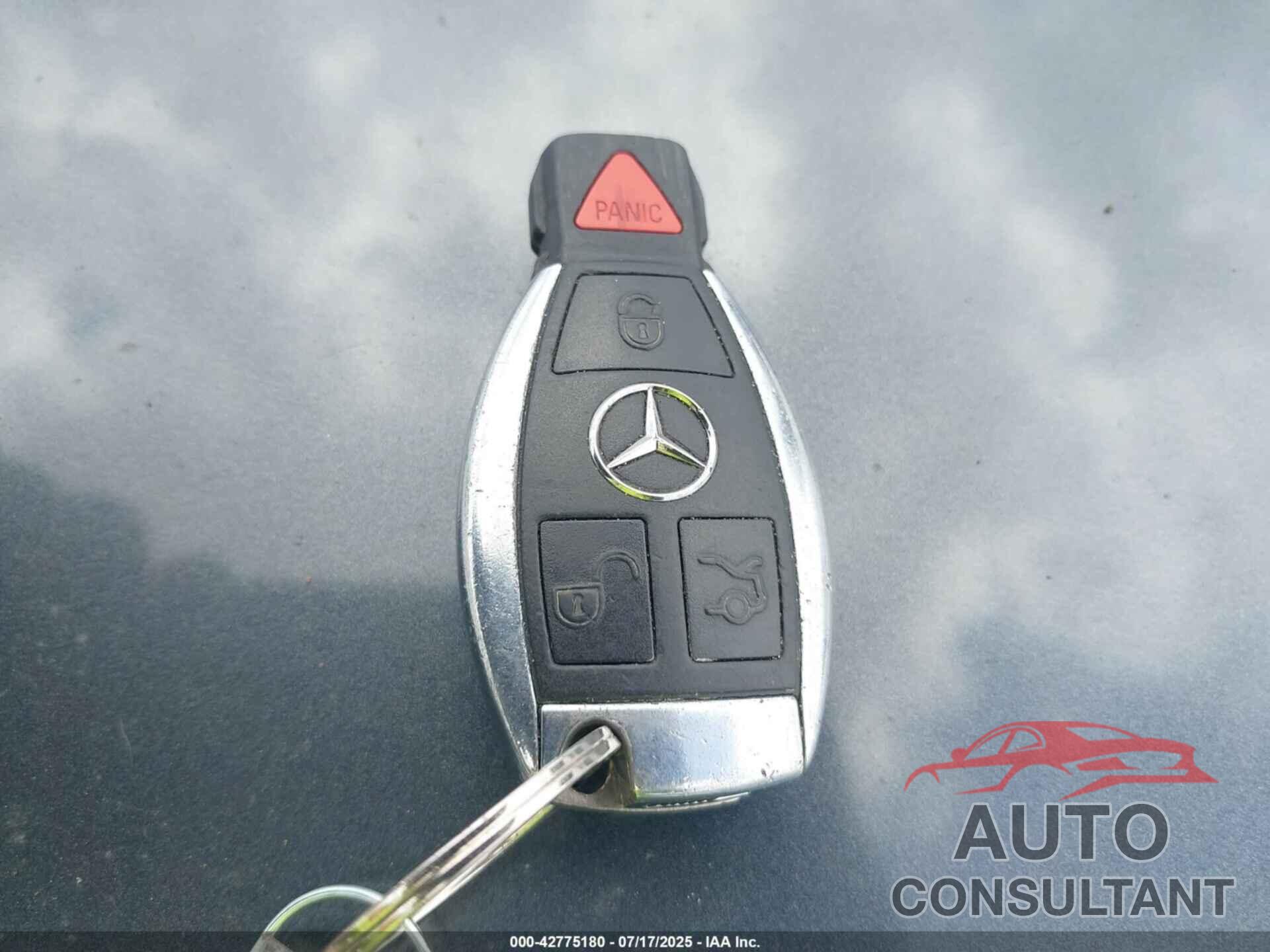 MERCEDES-BENZ C 300 2010 - WDDGF5EB9AR097528