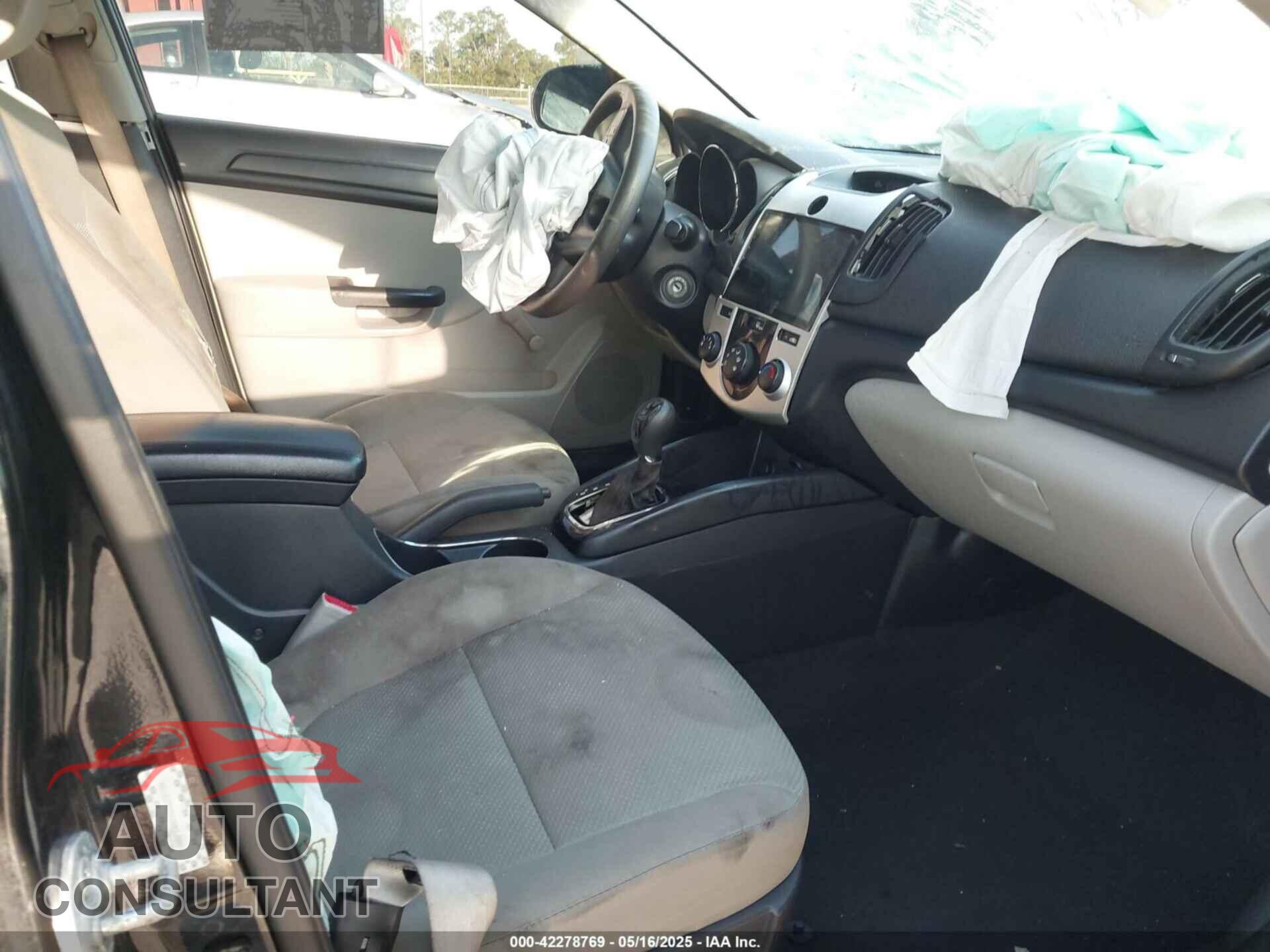 KIA FORTE 2013 - KNAFT4A2XD5672159