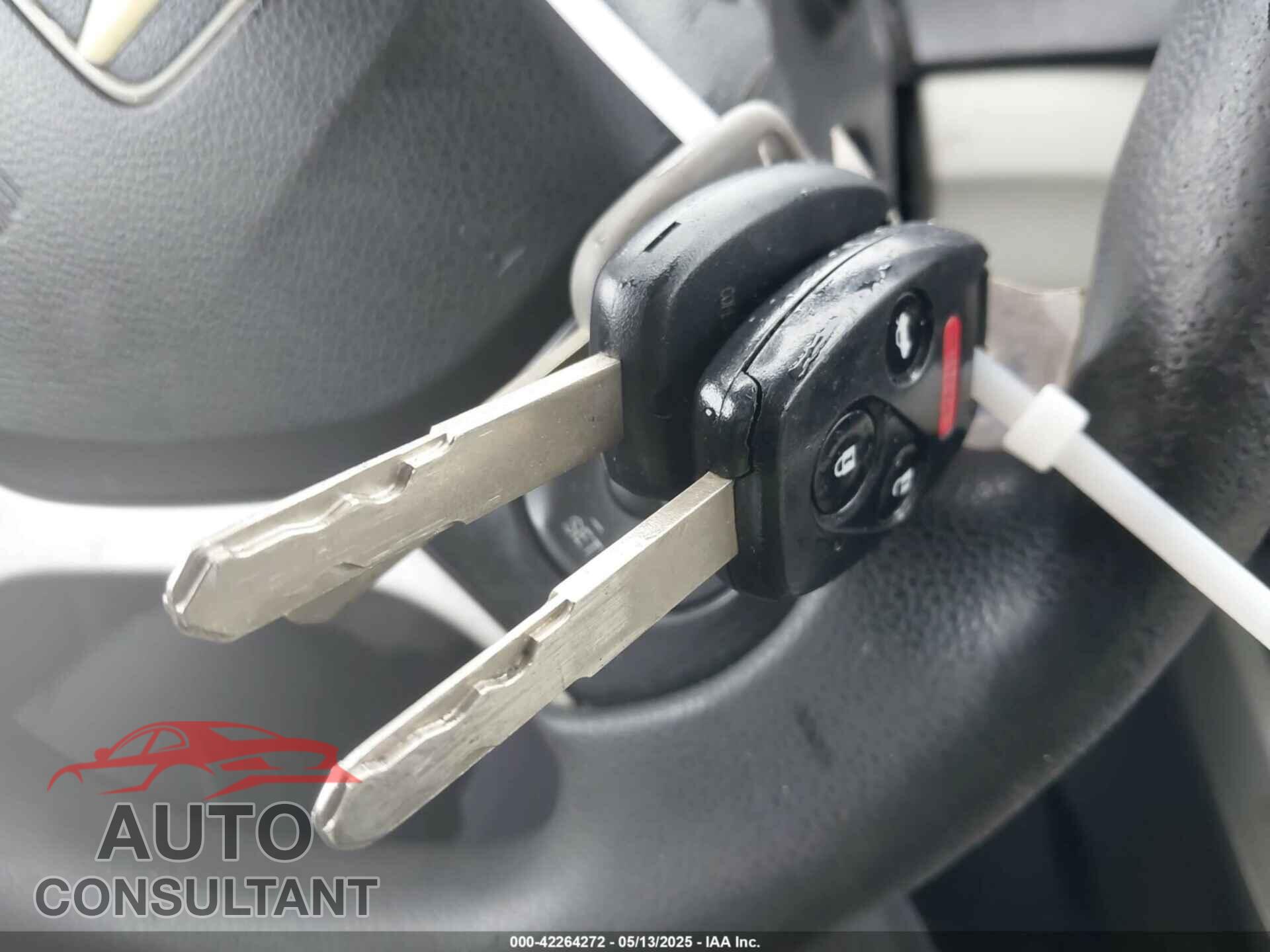 HONDA CIVIC 2012 - 2HGFB2F53CH558820