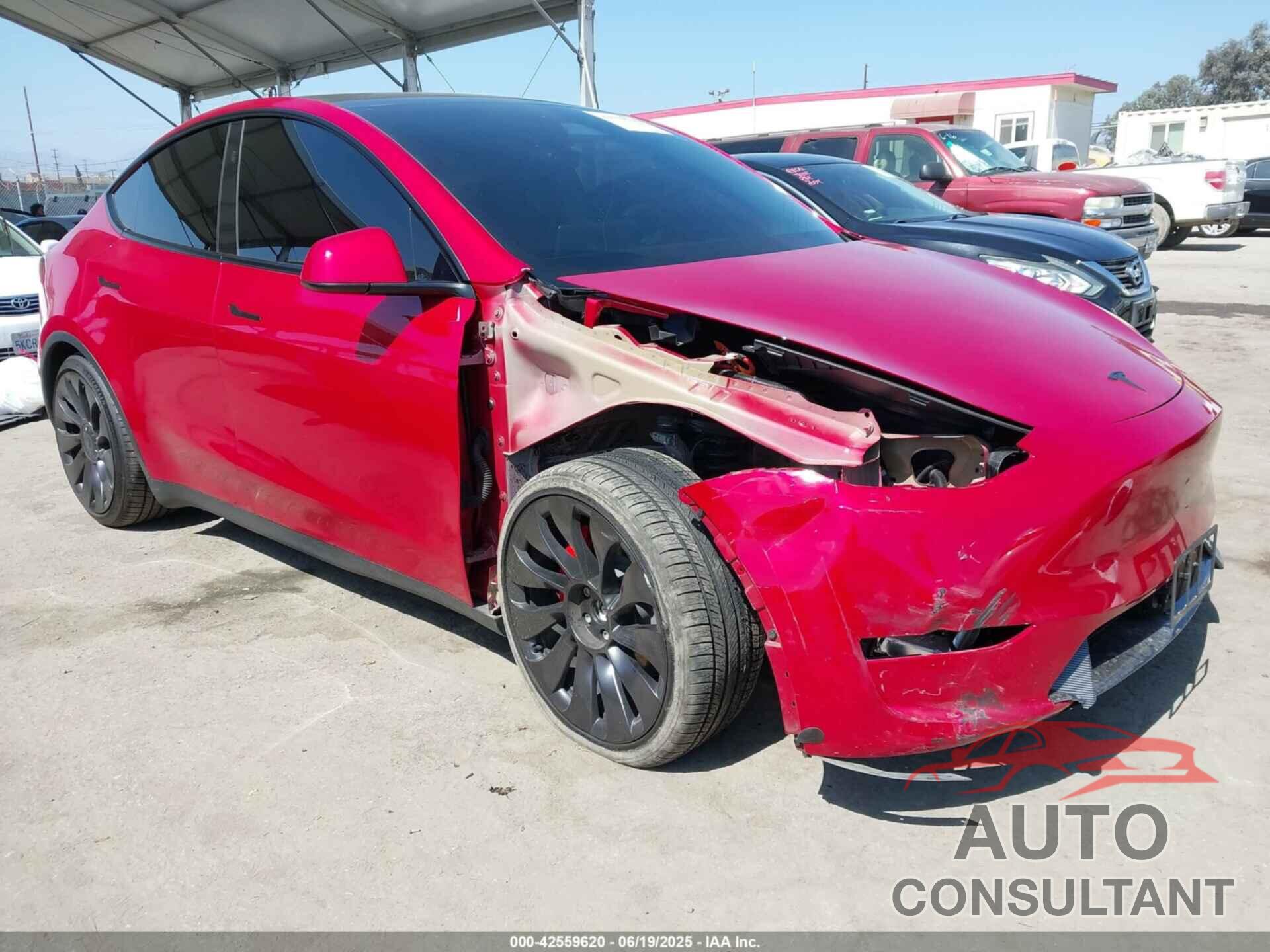 TESLA MODEL Y 2023 - 7SAYGDEF9PF864188