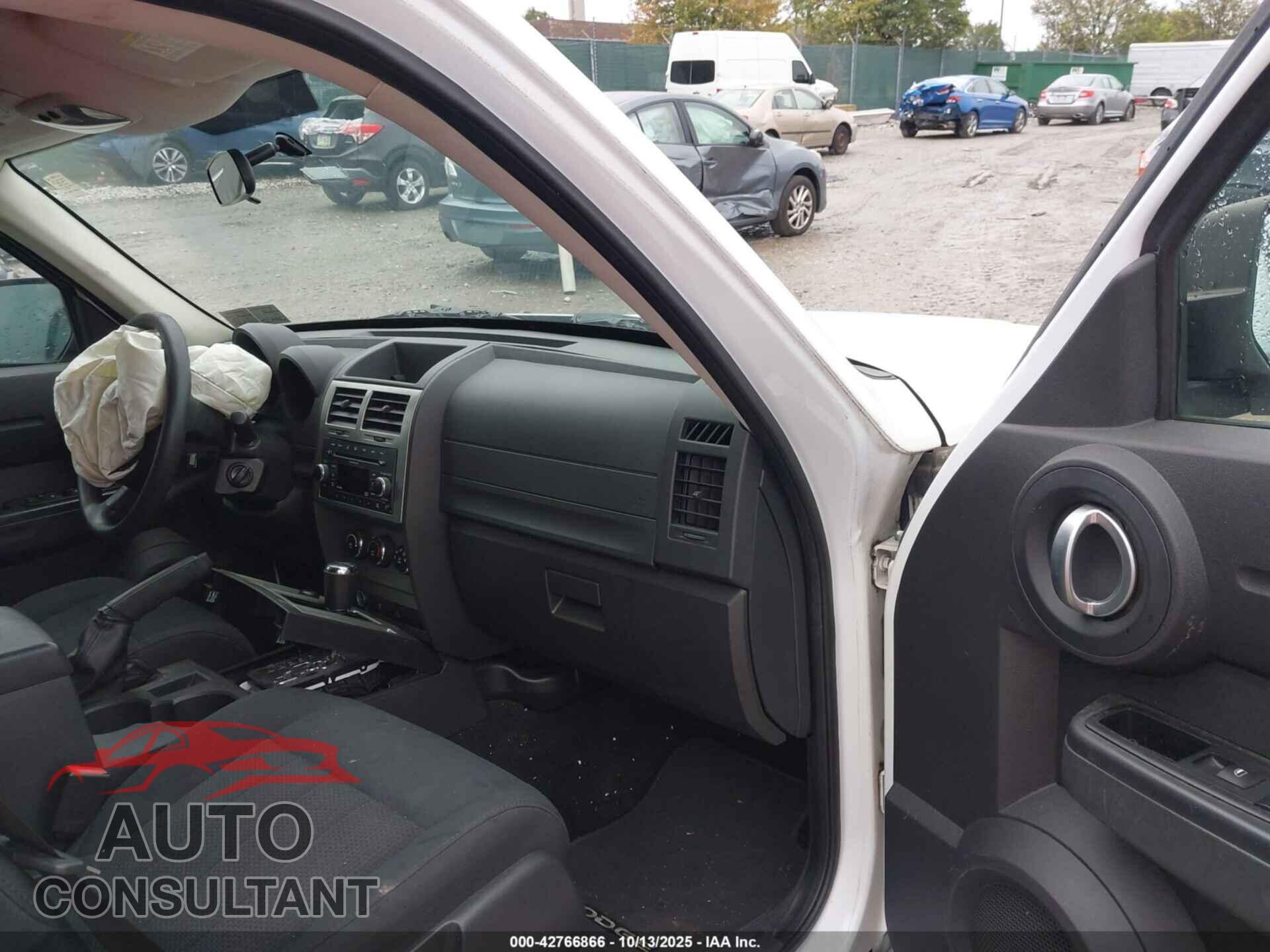 DODGE NITRO 2011 - 1D4PU2GK2BW590405