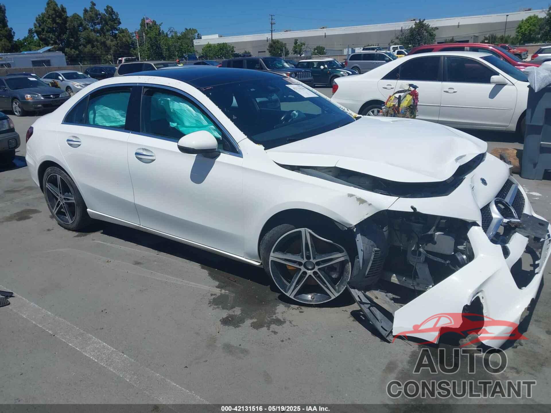 MERCEDES-BENZ A 220 2022 - W1K3G4FB5NJ366066
