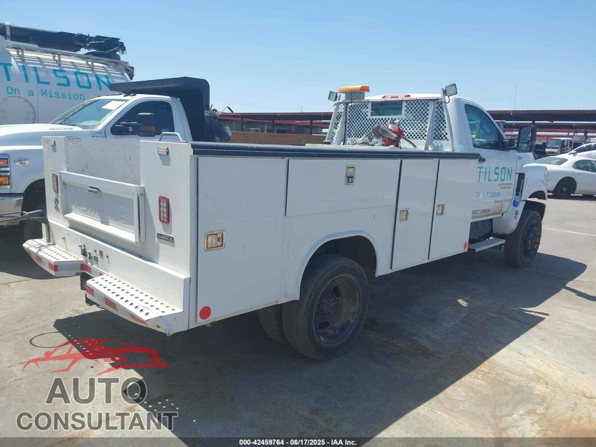 CHEVROLET SILVERADO MD 2023 - 1HTKJPVM2PH699382