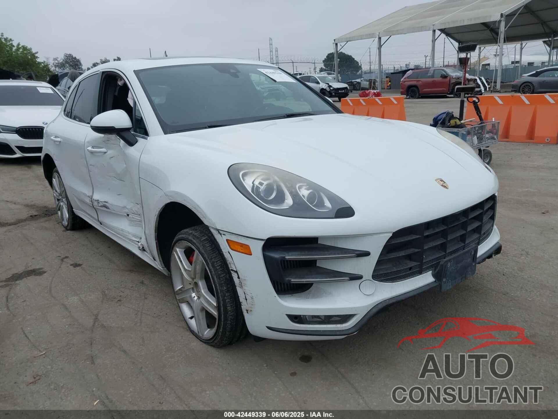 PORSCHE MACAN 2015 - WP1AF2A50FLB98528