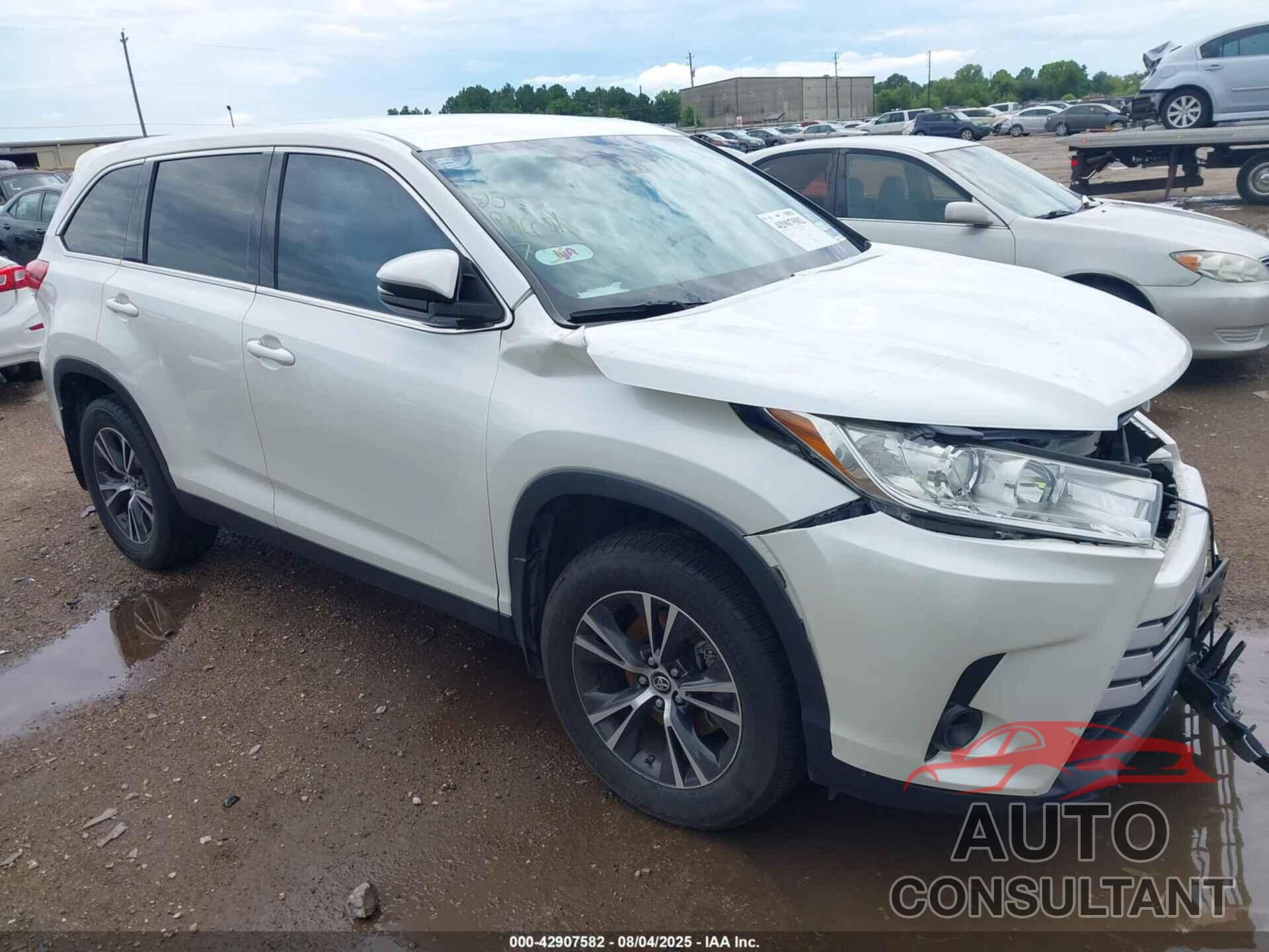 TOYOTA HIGHLANDER 2019 - 5TDZARFHXKS042293