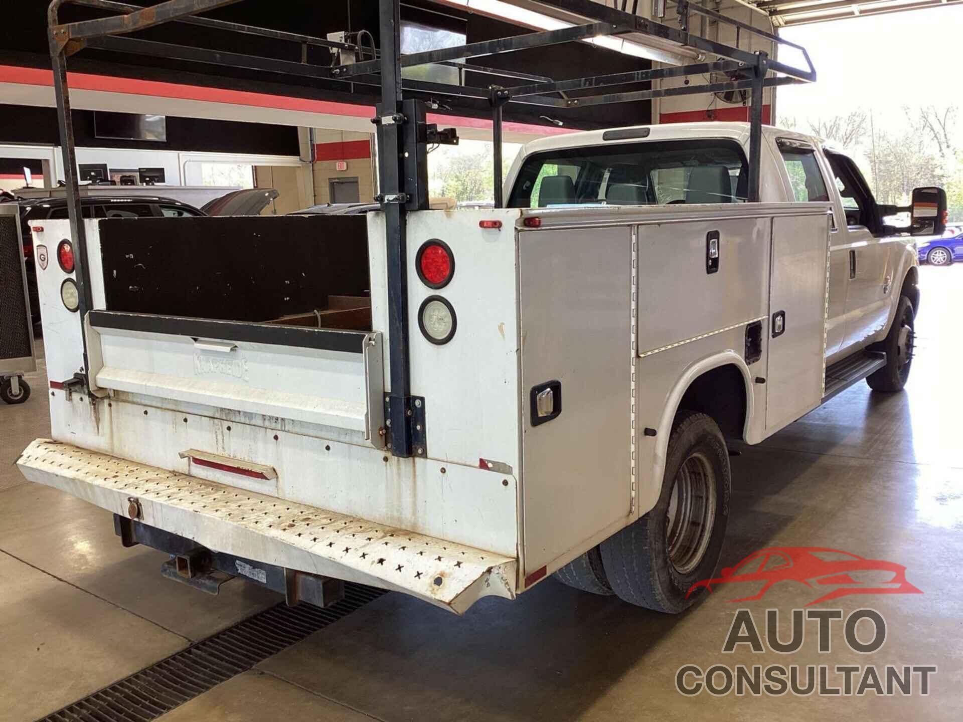 FORD F350 2015 - 1FD8W3HT5FED13571