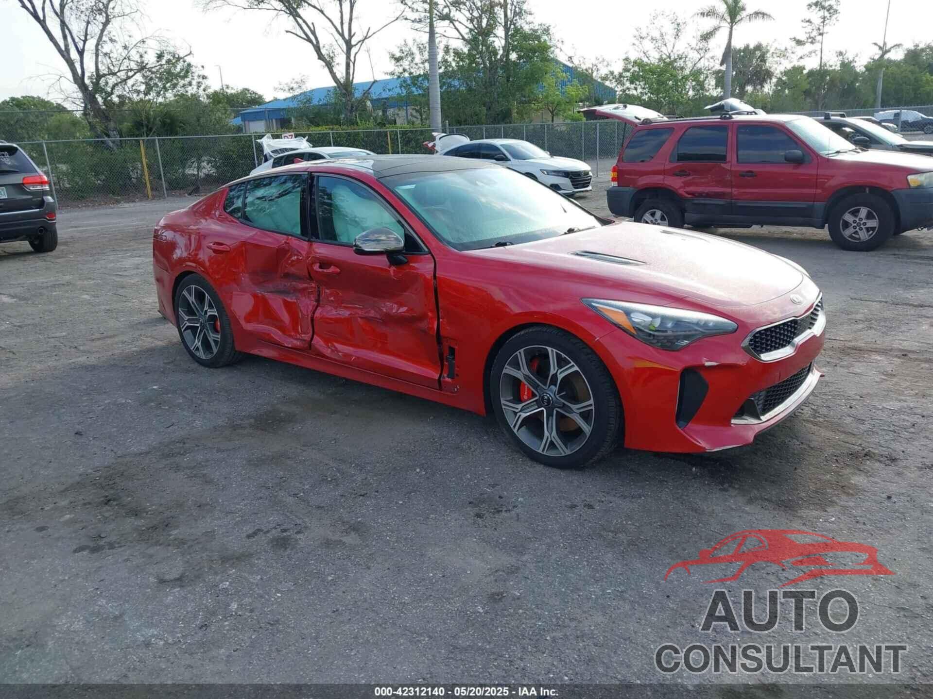 KIA STINGER 2018 - KNAE55LC9J6012671