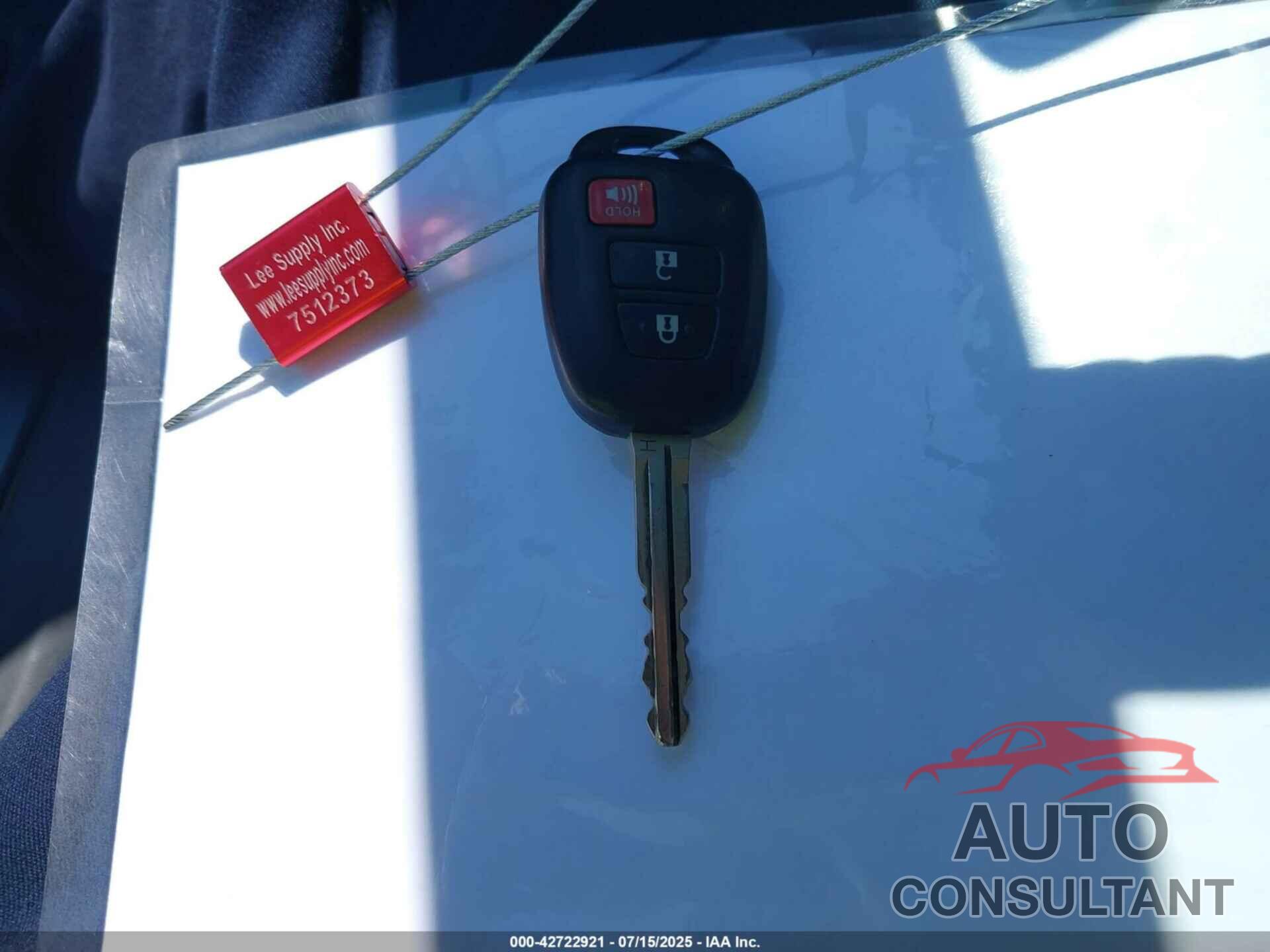 TOYOTA RAV4 2013 - JTMWFREV2D5004514