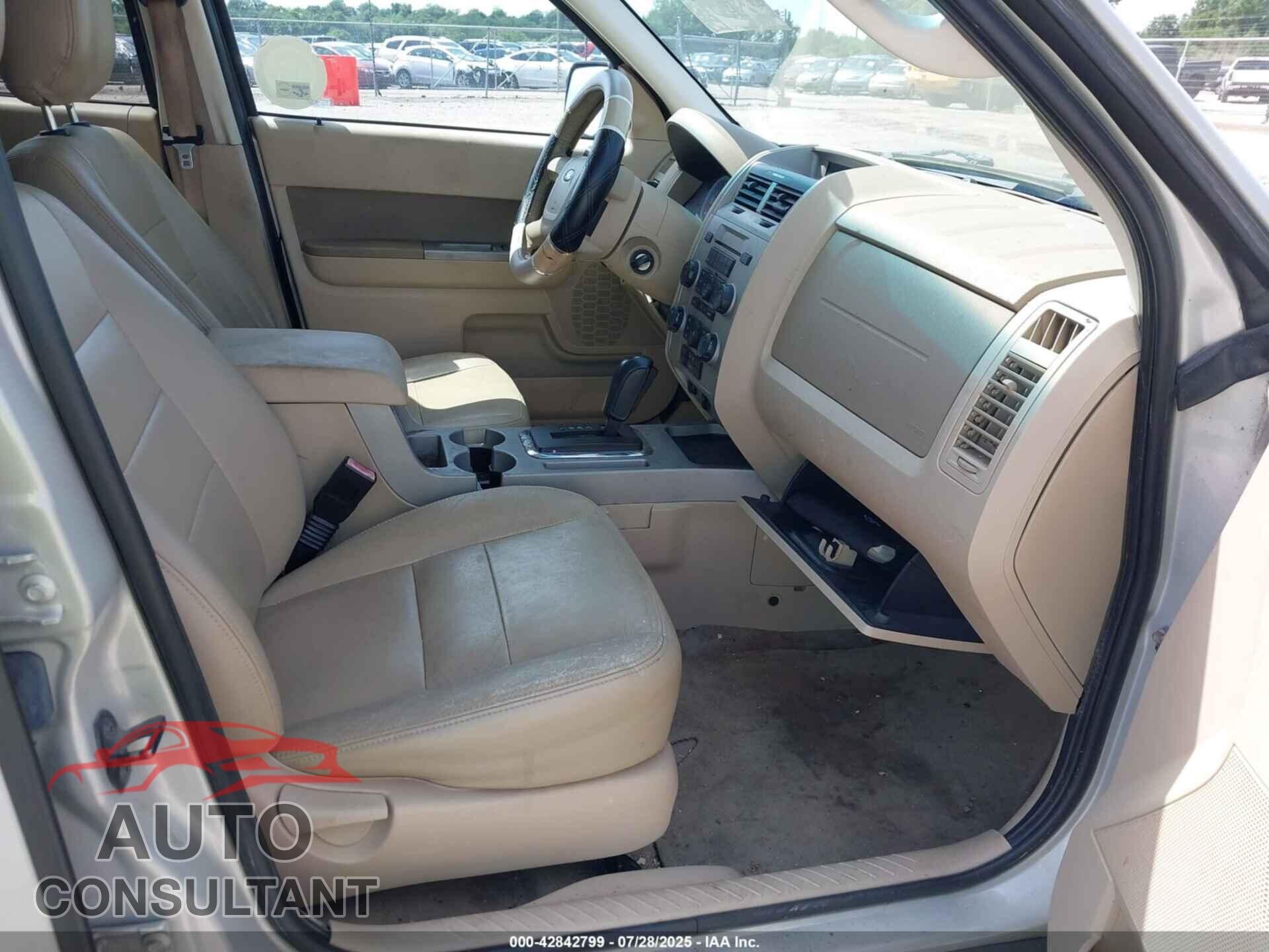 FORD ESCAPE 2009 - 1FMCU03G49KB47140